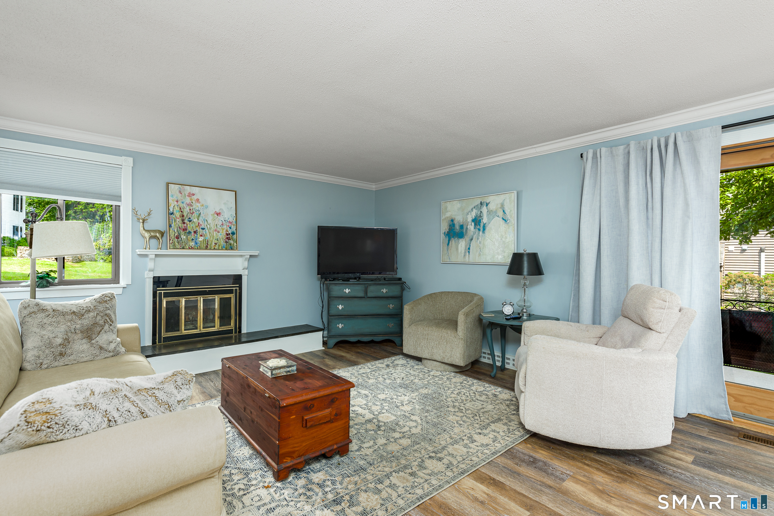 15 Hollister Way North Unit: 15