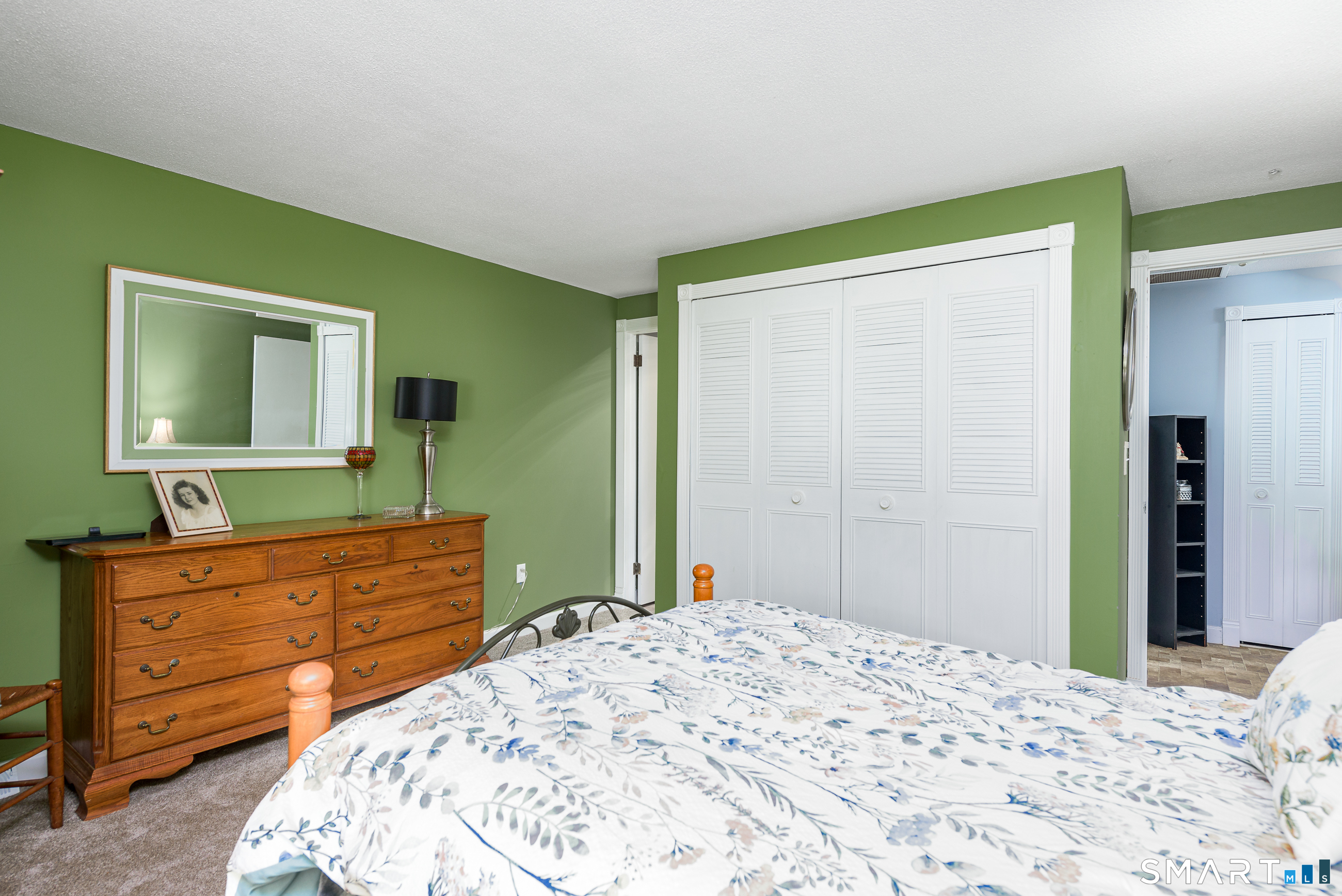 15 Hollister Way North Unit: 15