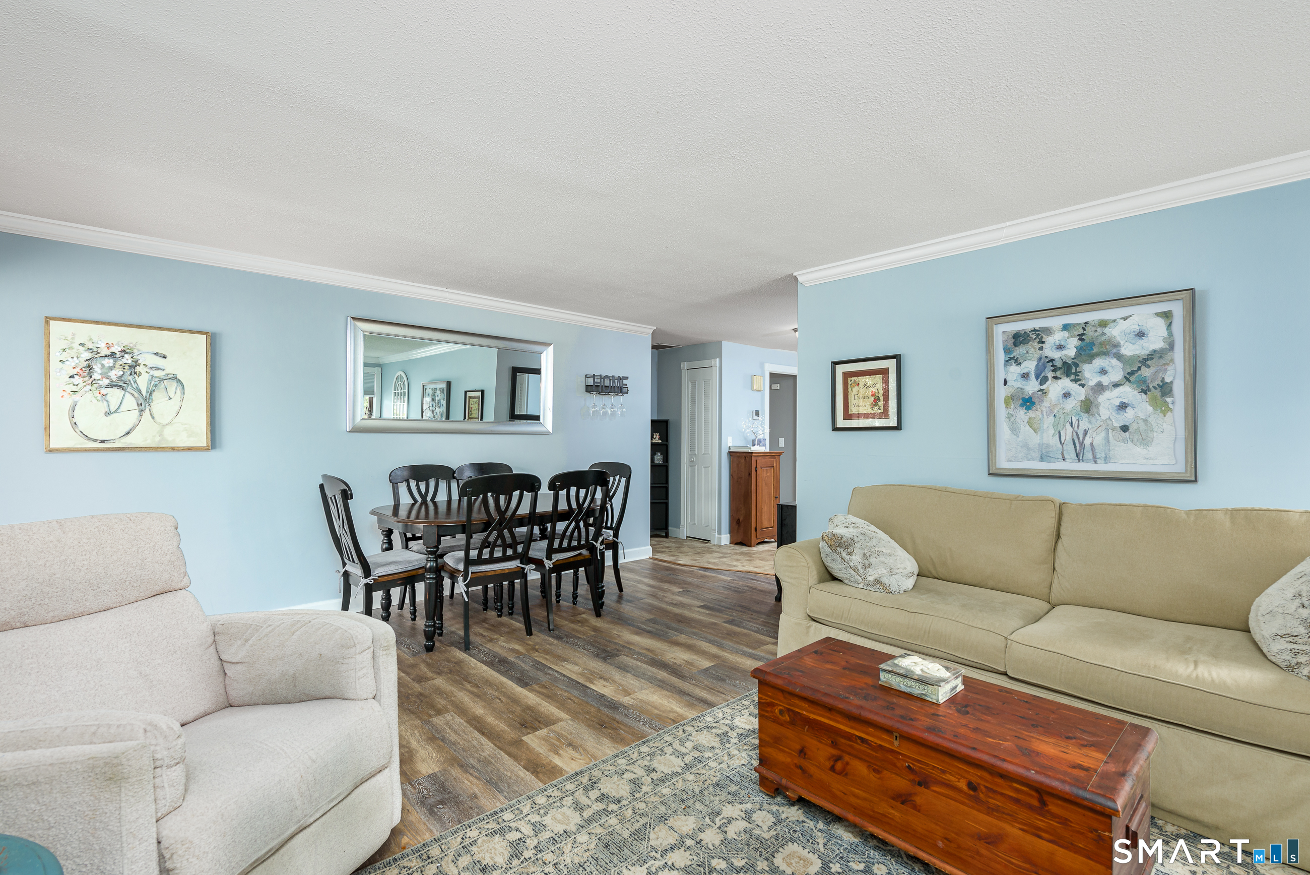 15 Hollister Way North Unit: 15