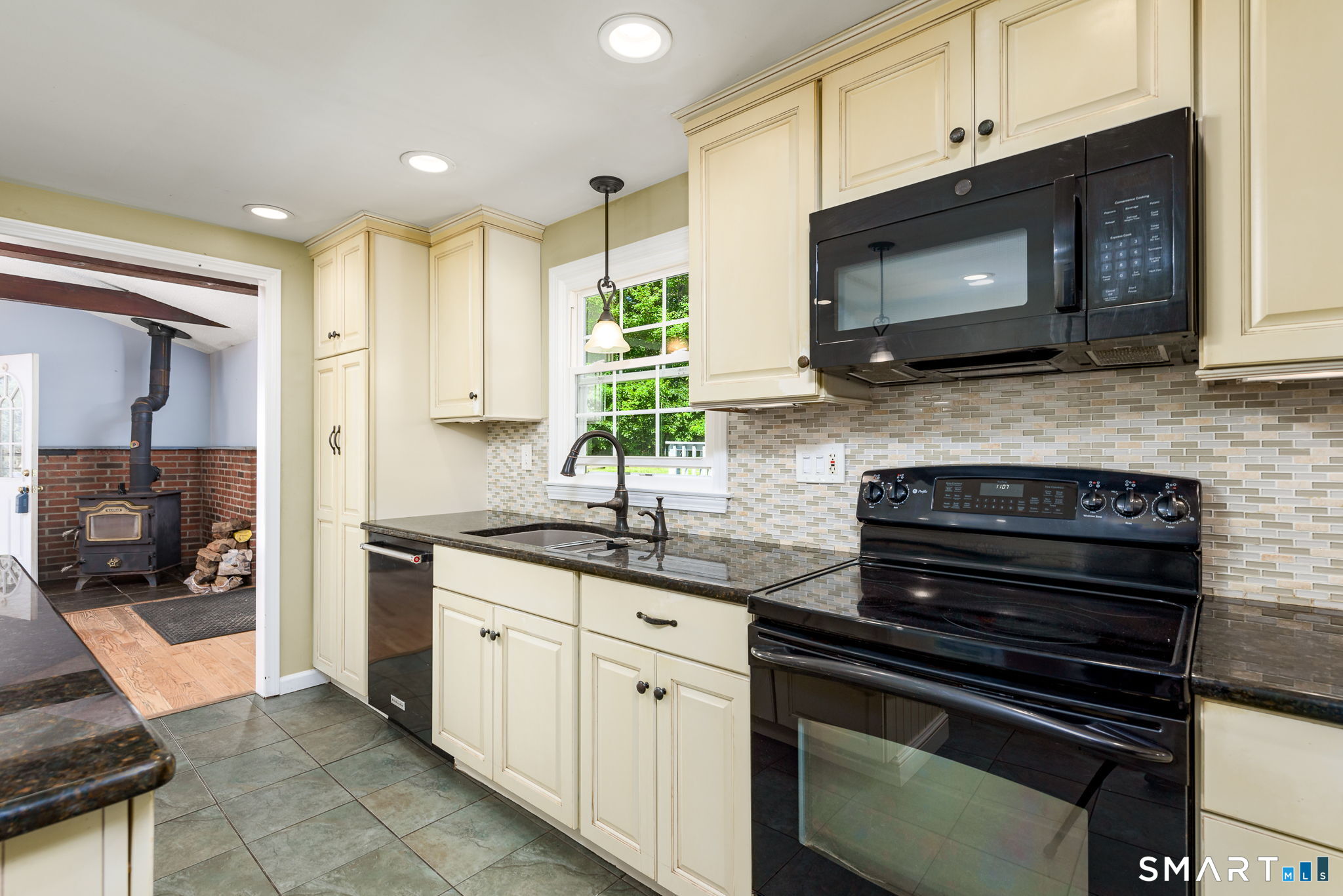 136 Dickinson Road