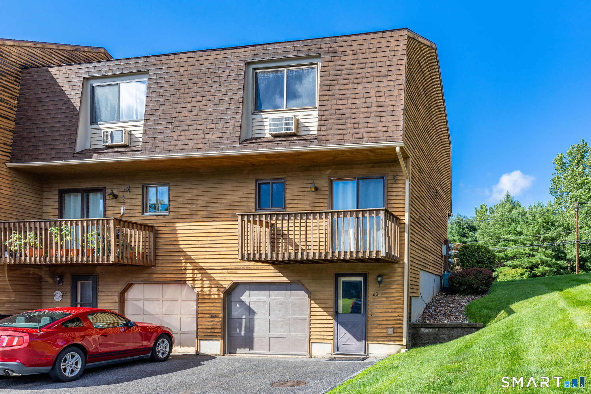 895 Matthews Street Unit: 62