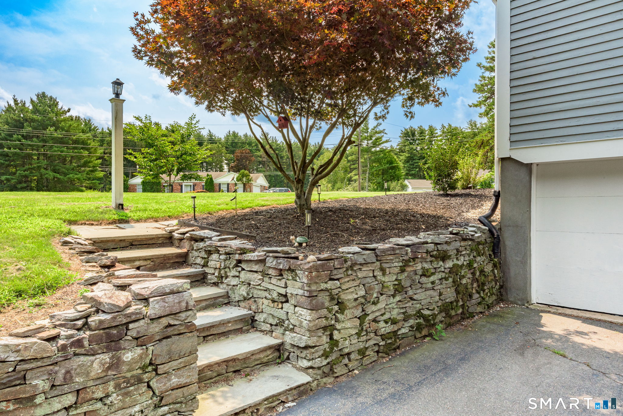 4 Lenora Drive