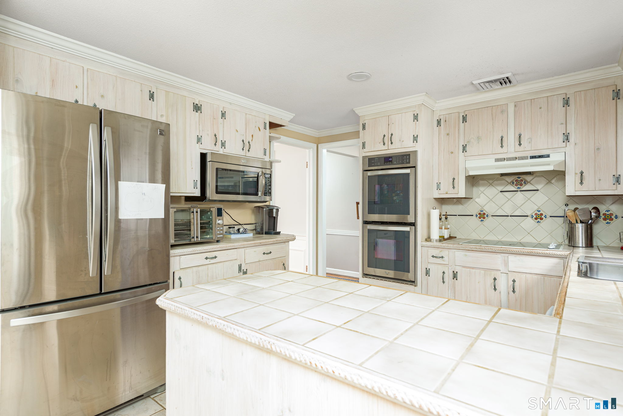 4 Lenora Drive