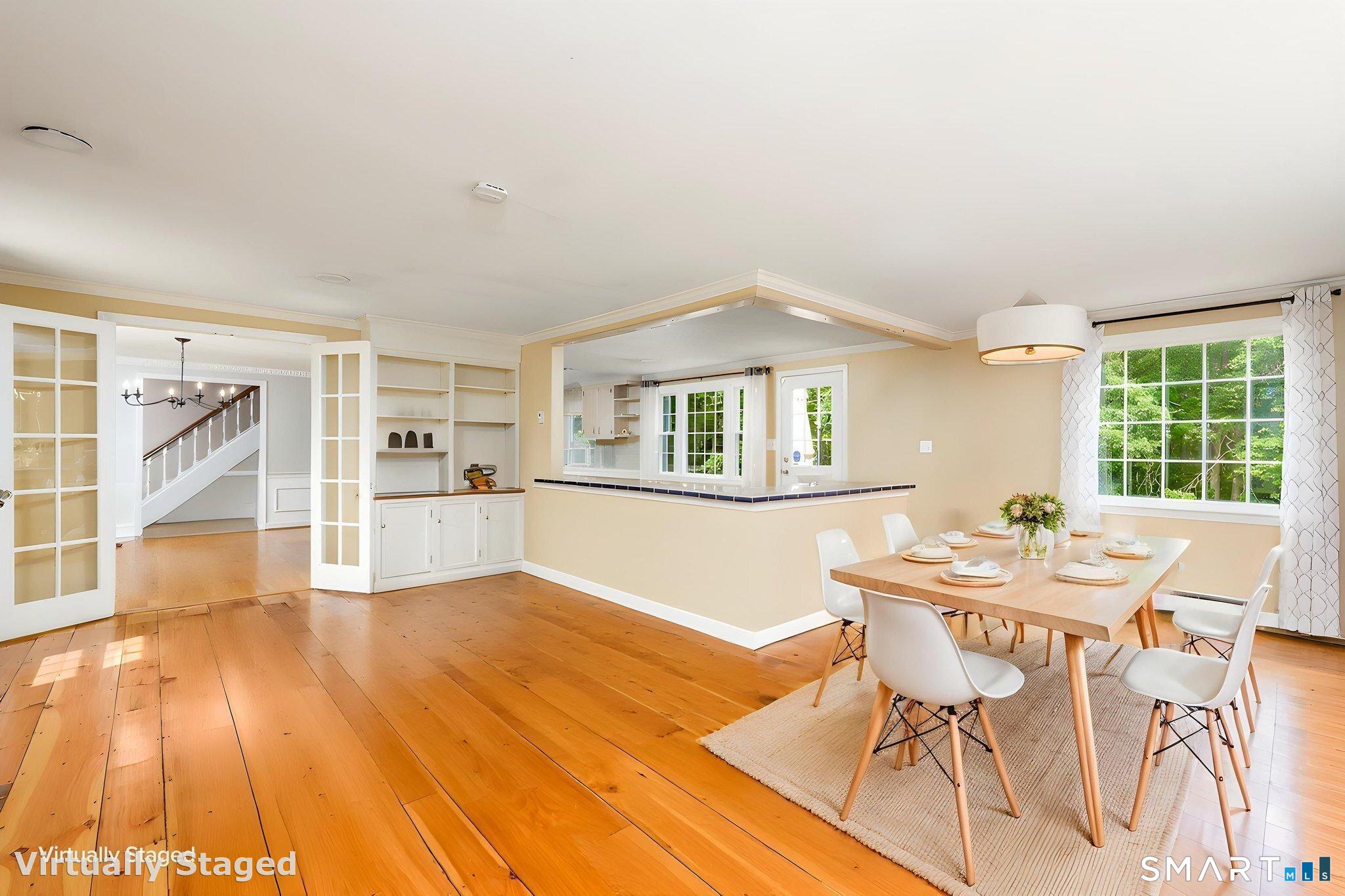 4 Lenora Drive