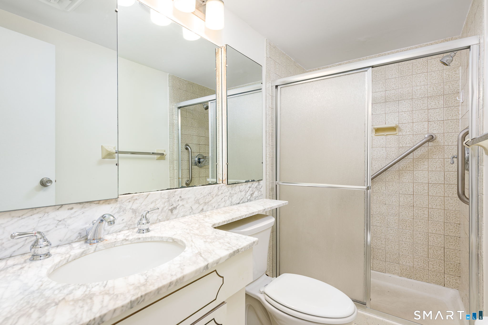 64 Gillies Lane Unit: 64