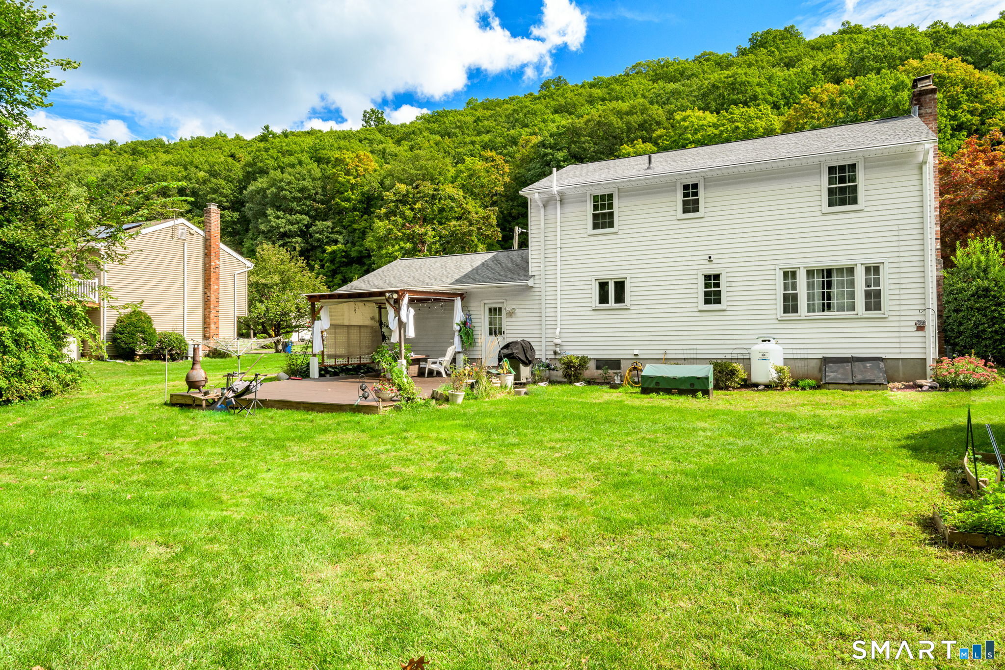 17 Pequot Road