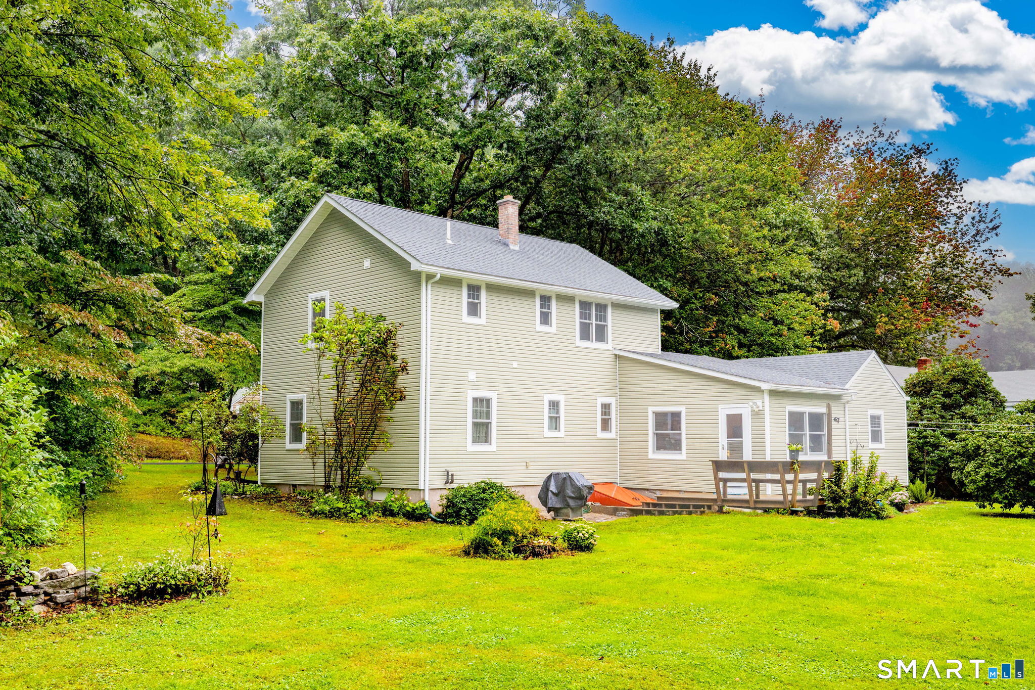 32 Notch Road
