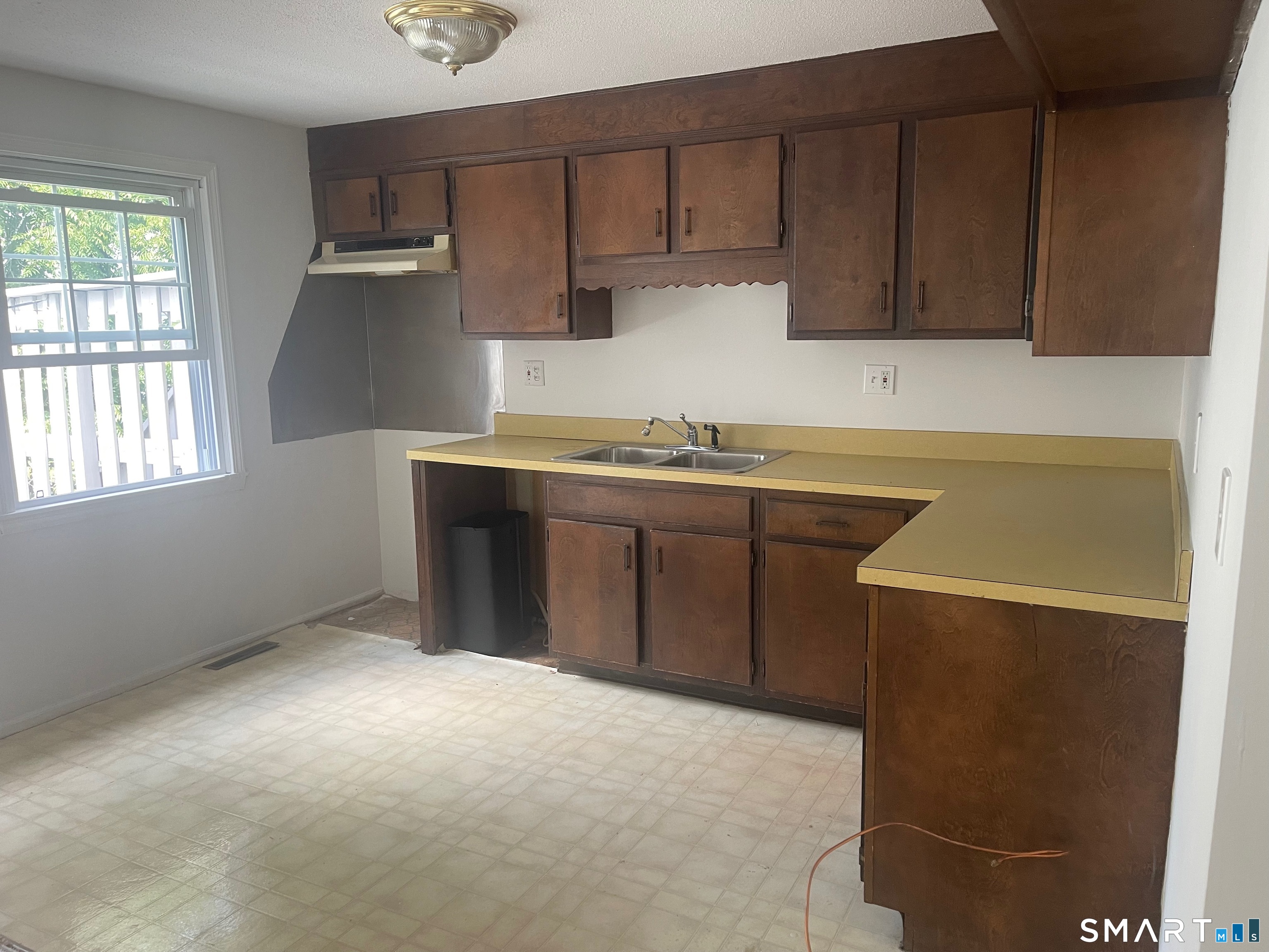 868 Long Hill Road Unit: 868
