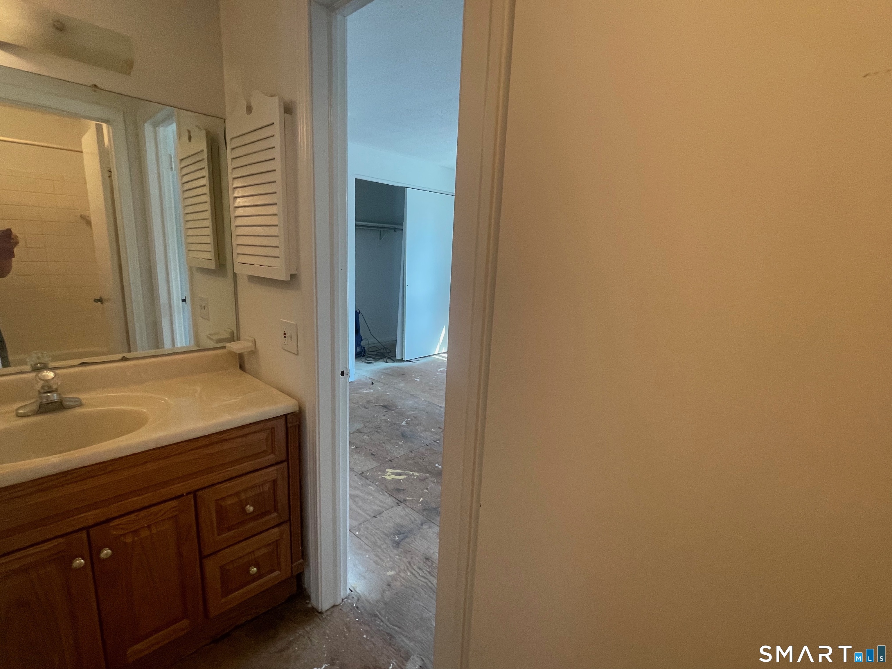 868 Long Hill Road Unit: 868