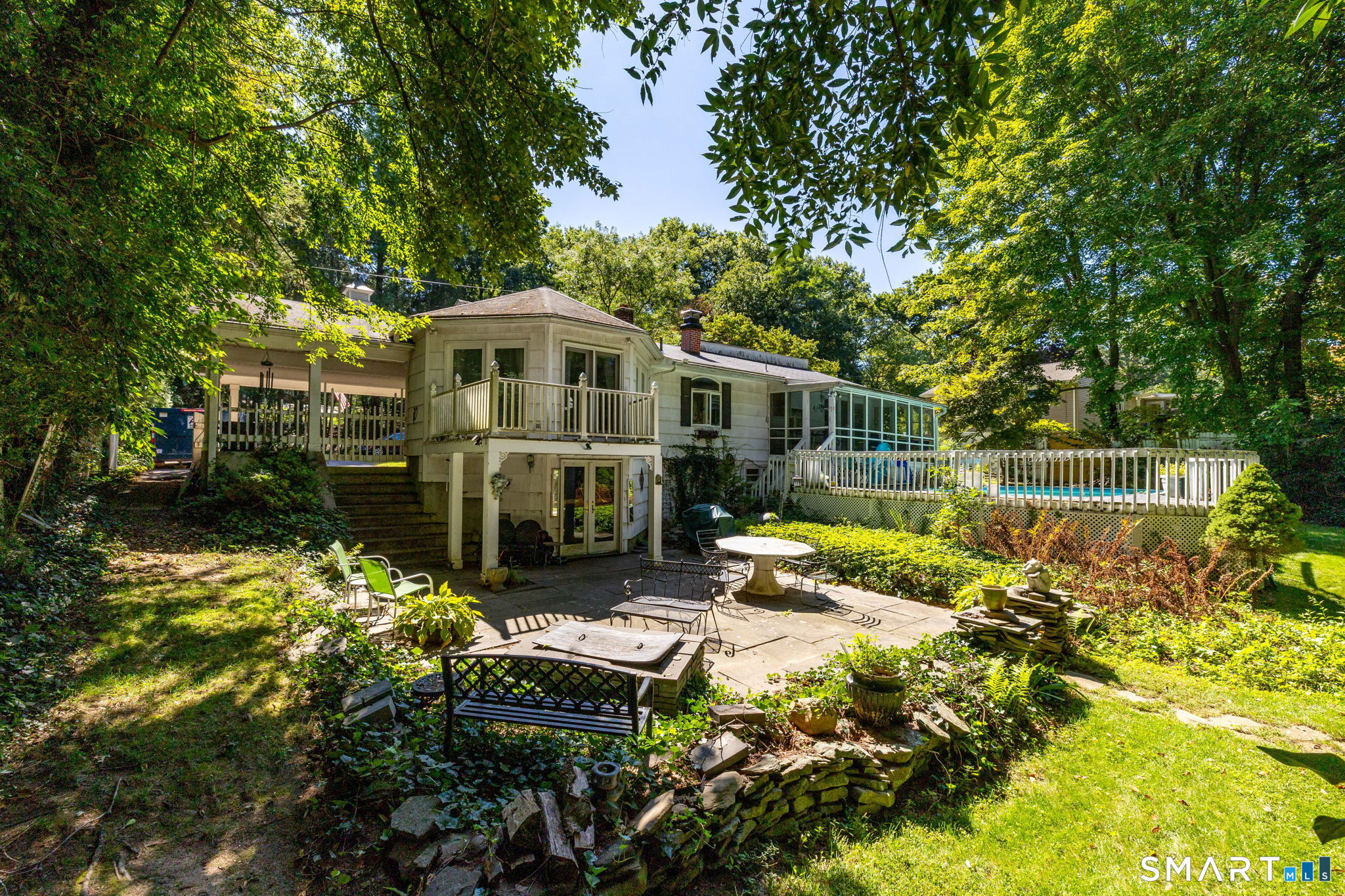 28 Teresa Drive