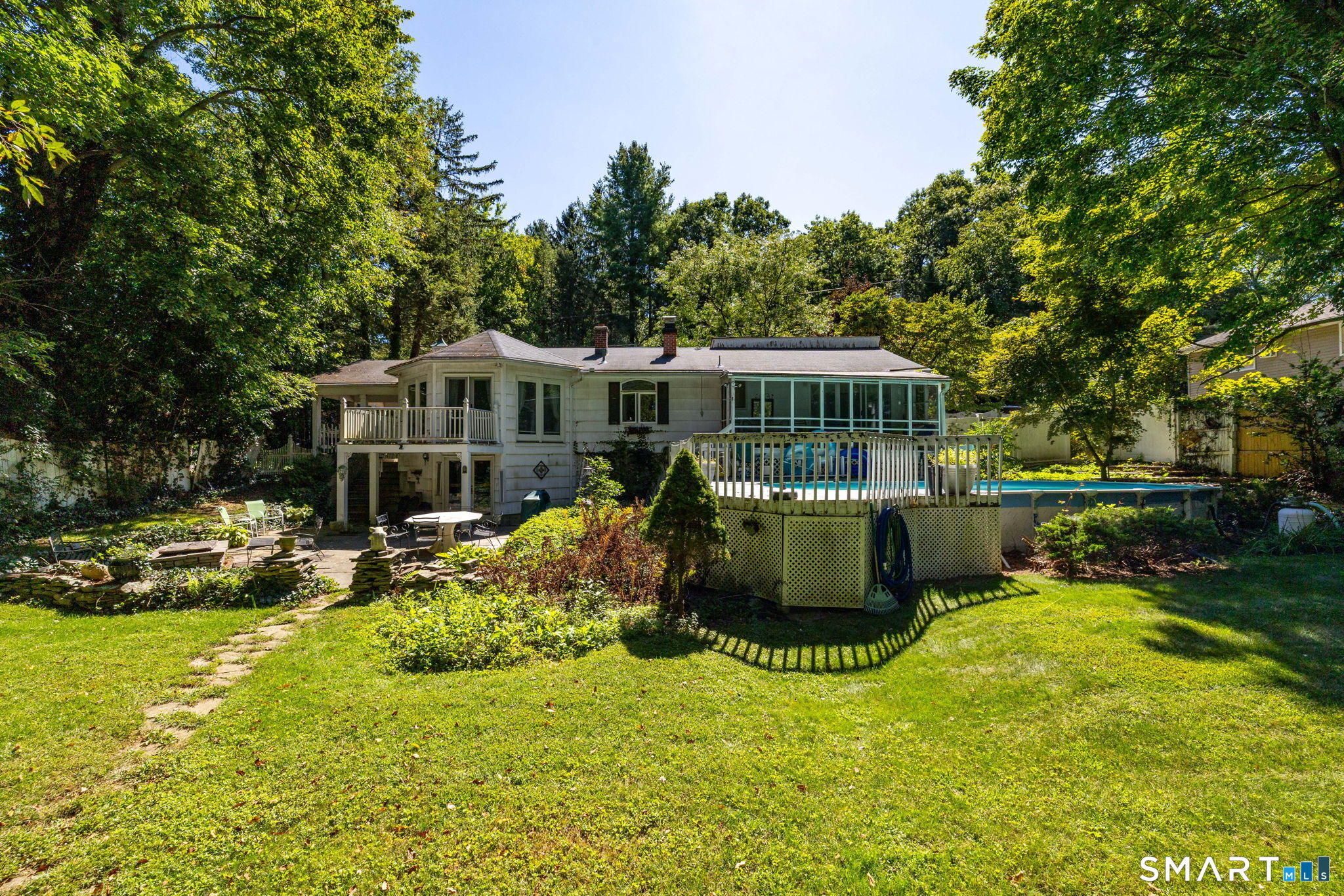 28 Teresa Drive