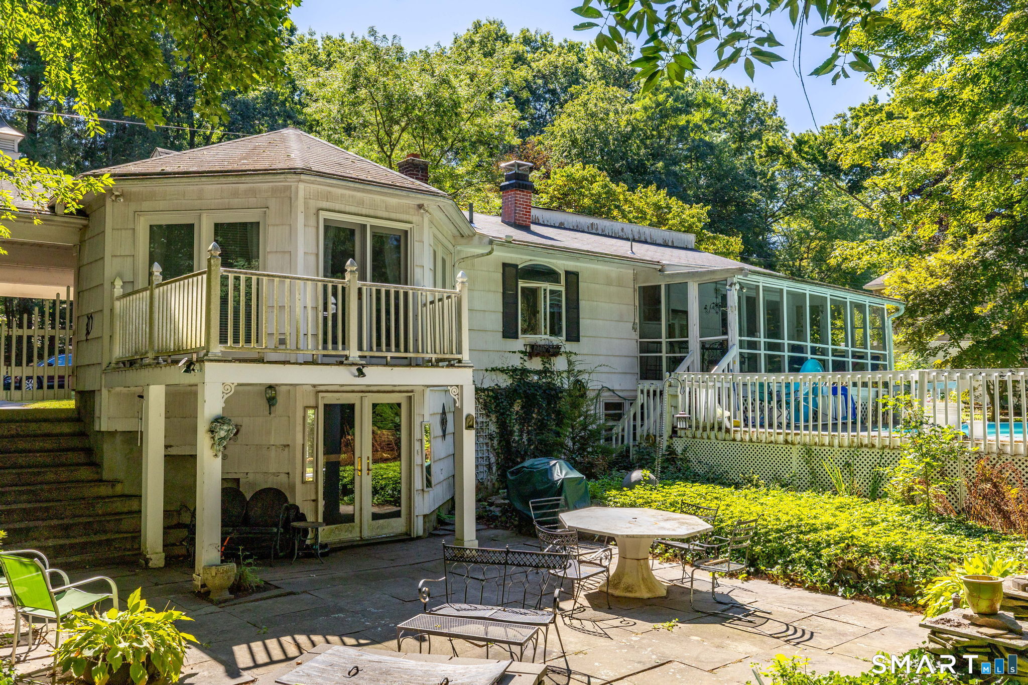 28 Teresa Drive