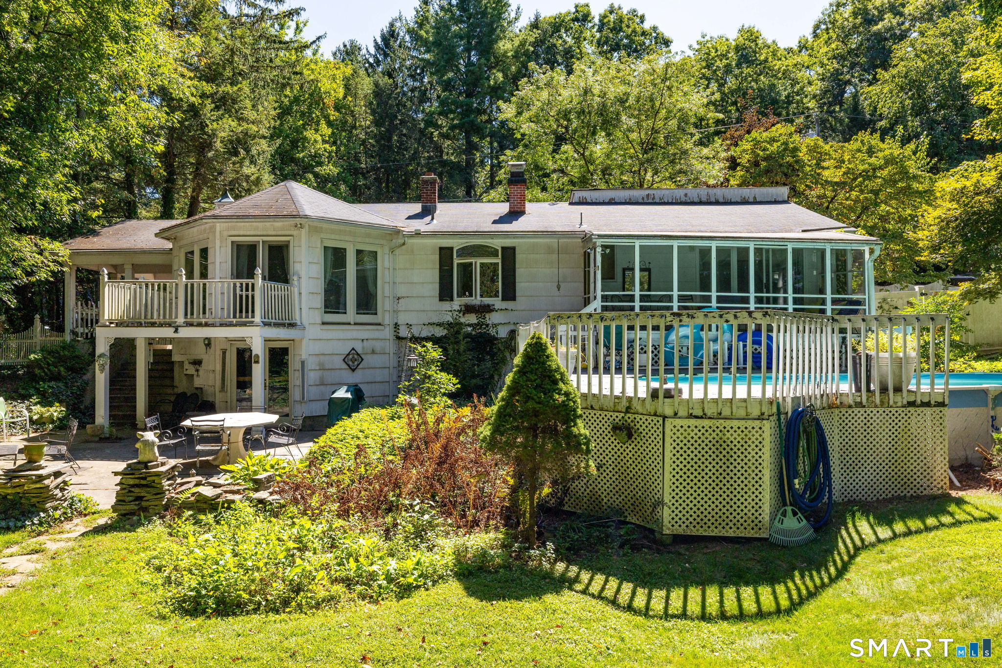 28 Teresa Drive