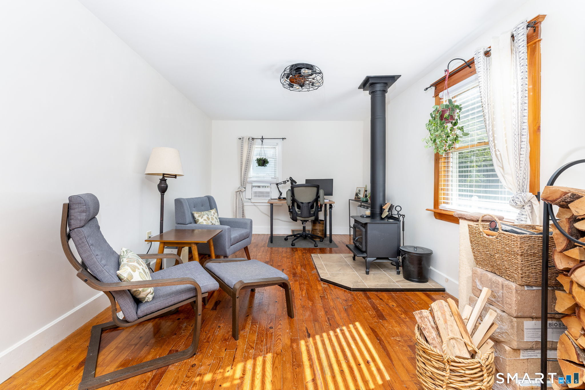 79 Plumb Road