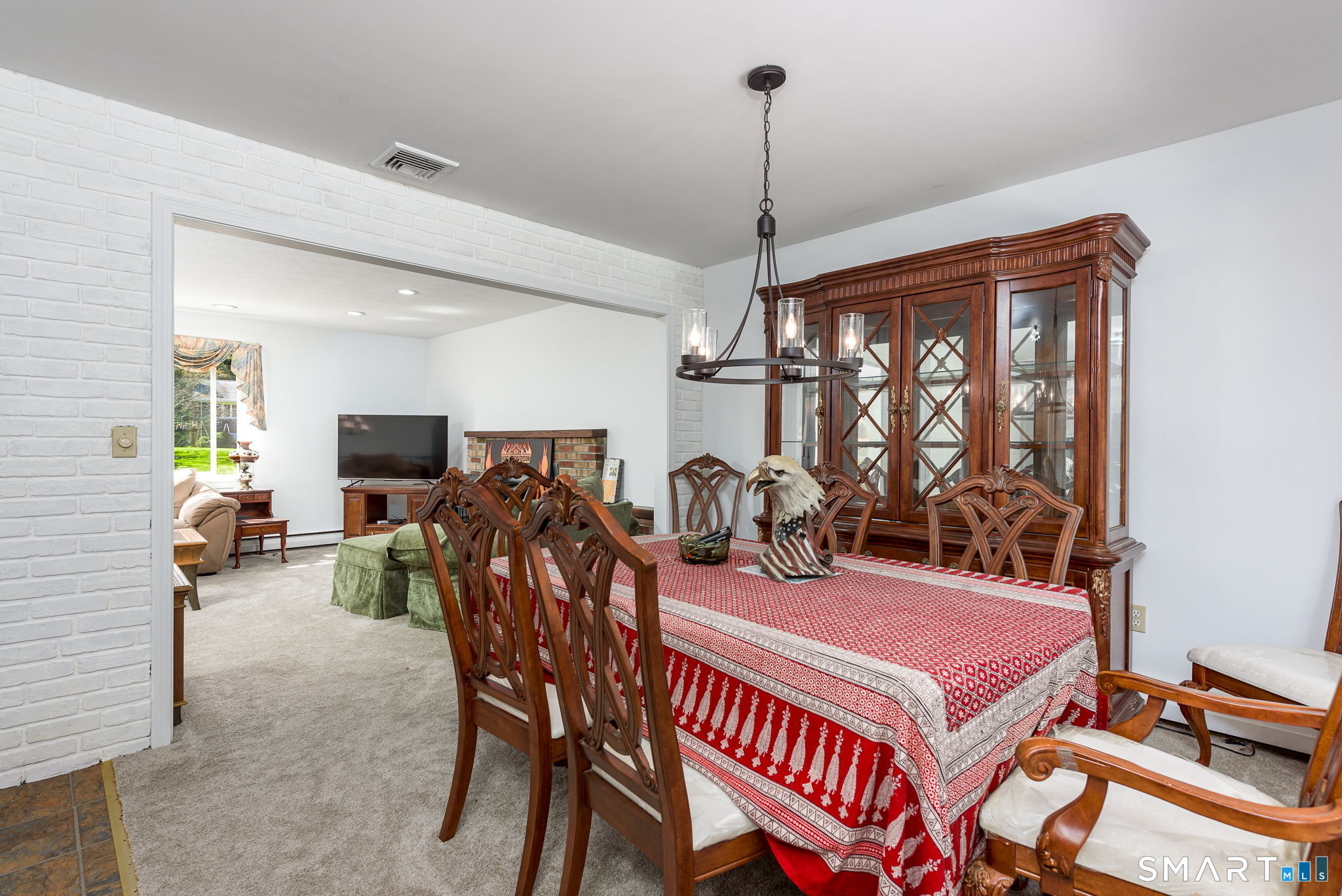 8 Smith Haven Drive
