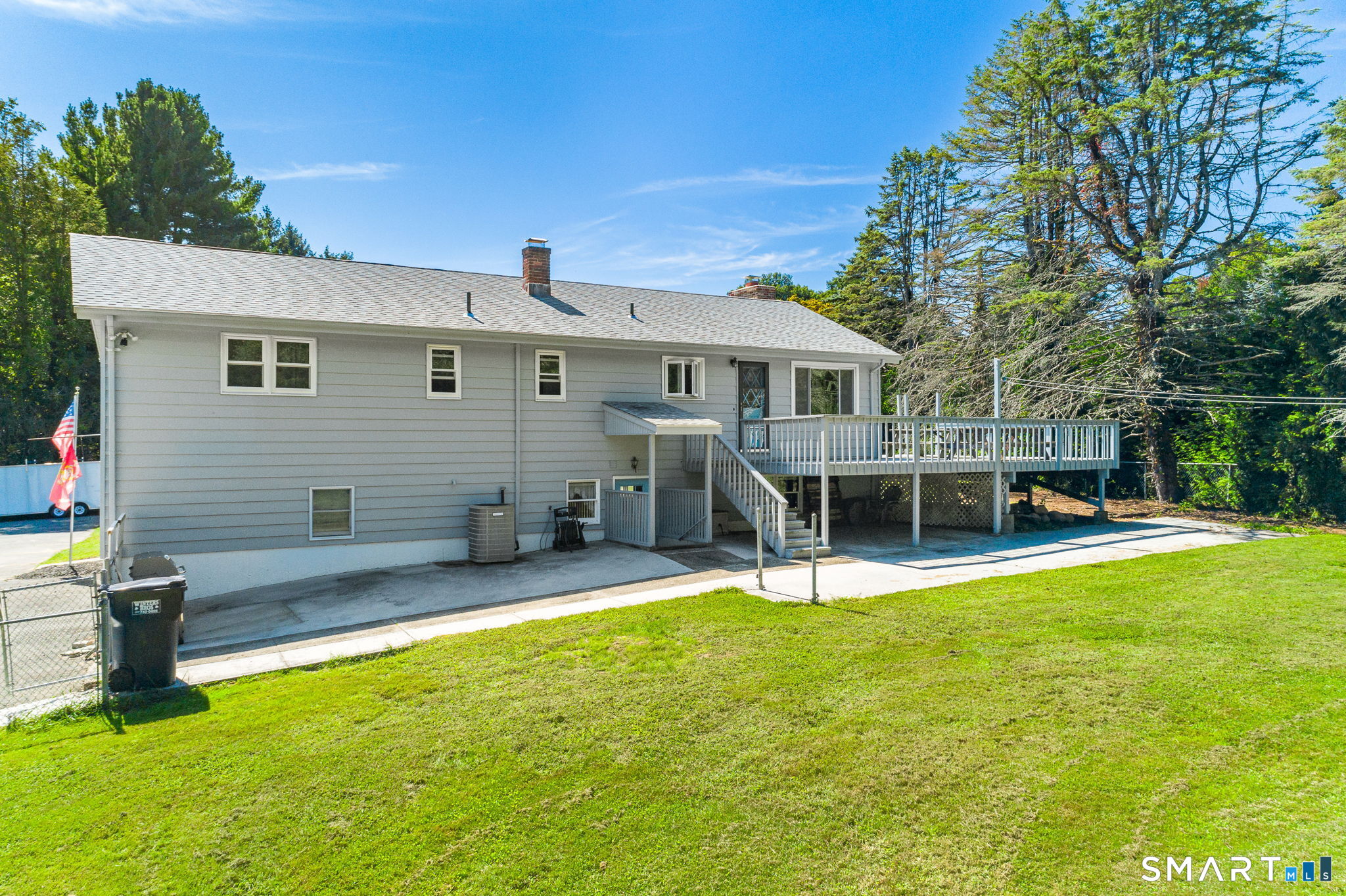 8 Smith Haven Drive