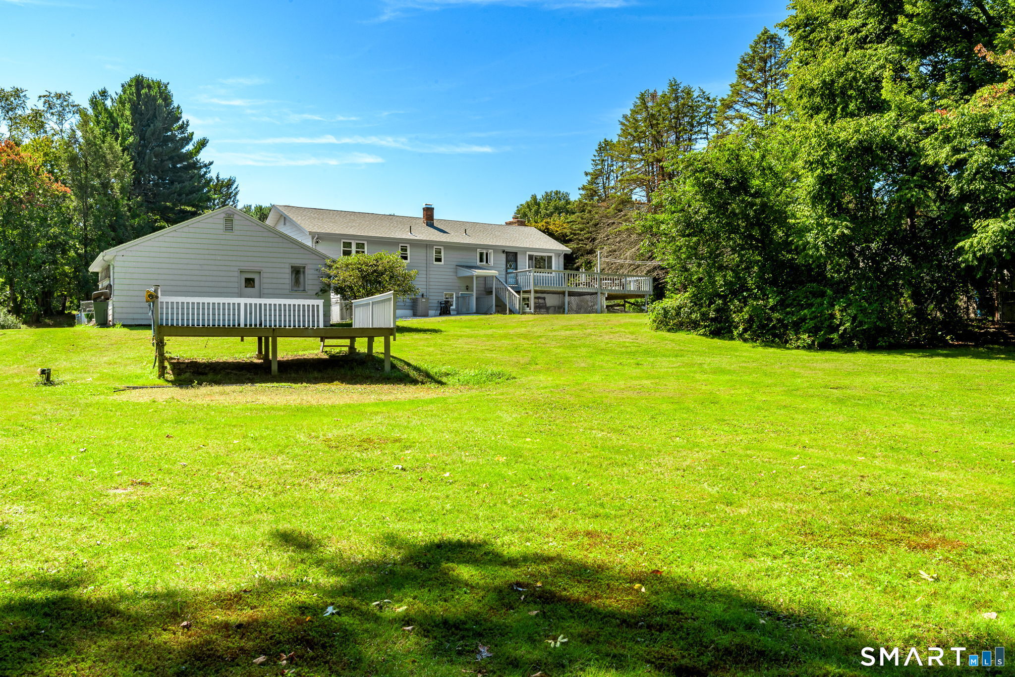 8 Smith Haven Drive