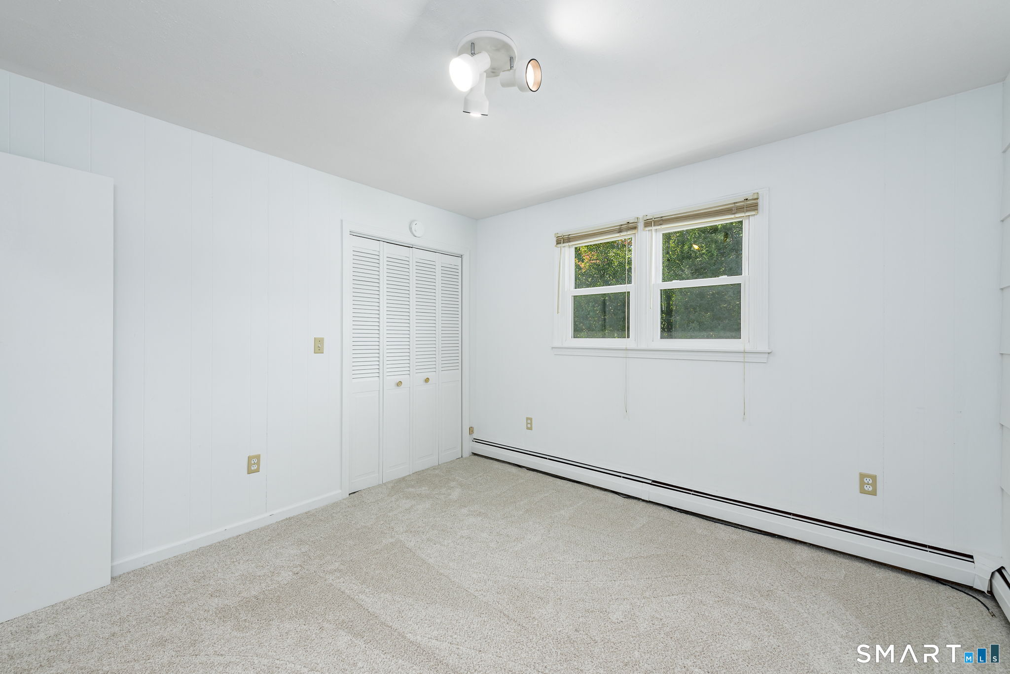 8 Smith Haven Drive