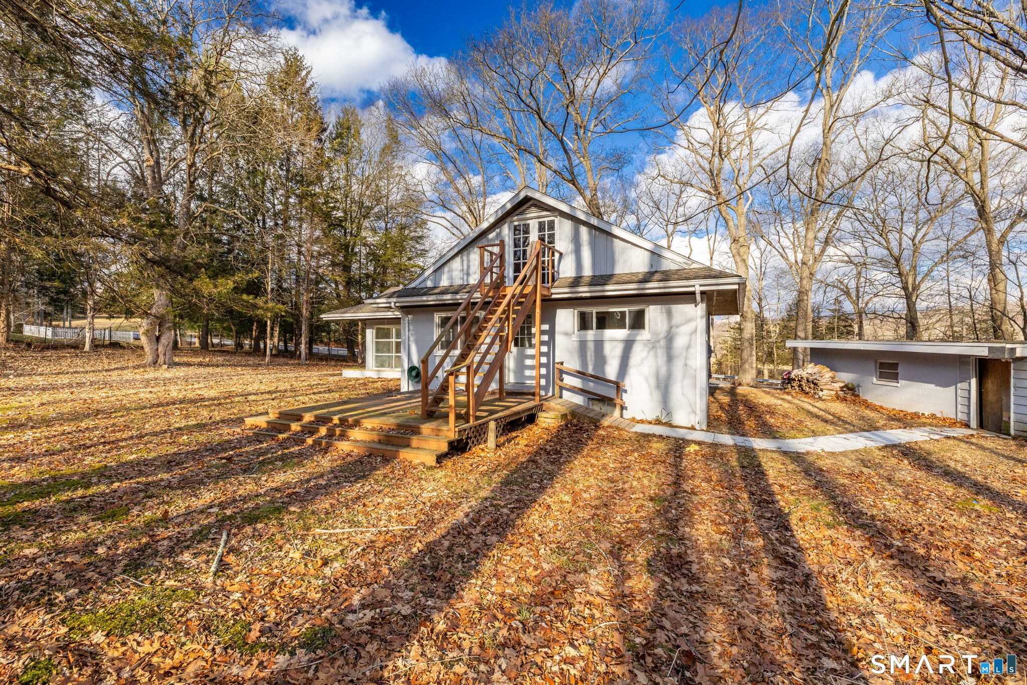461 Pond Road