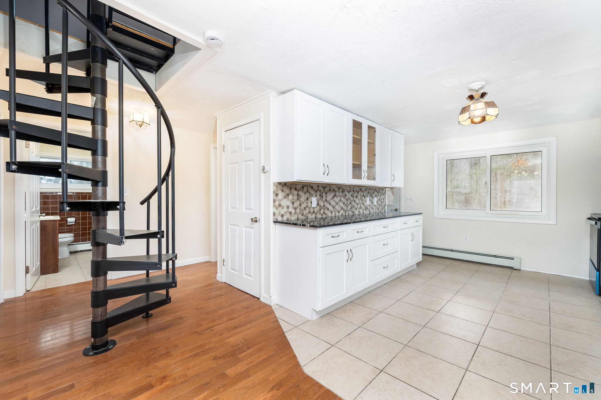 461 Pond Road