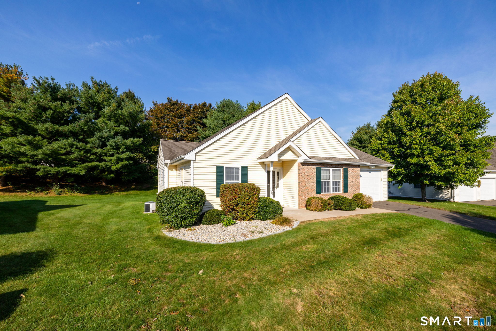 13 Oakview Place Unit: 13