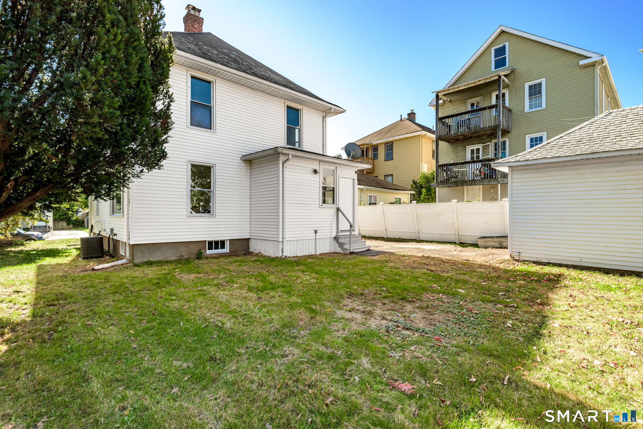 140 Richard Street