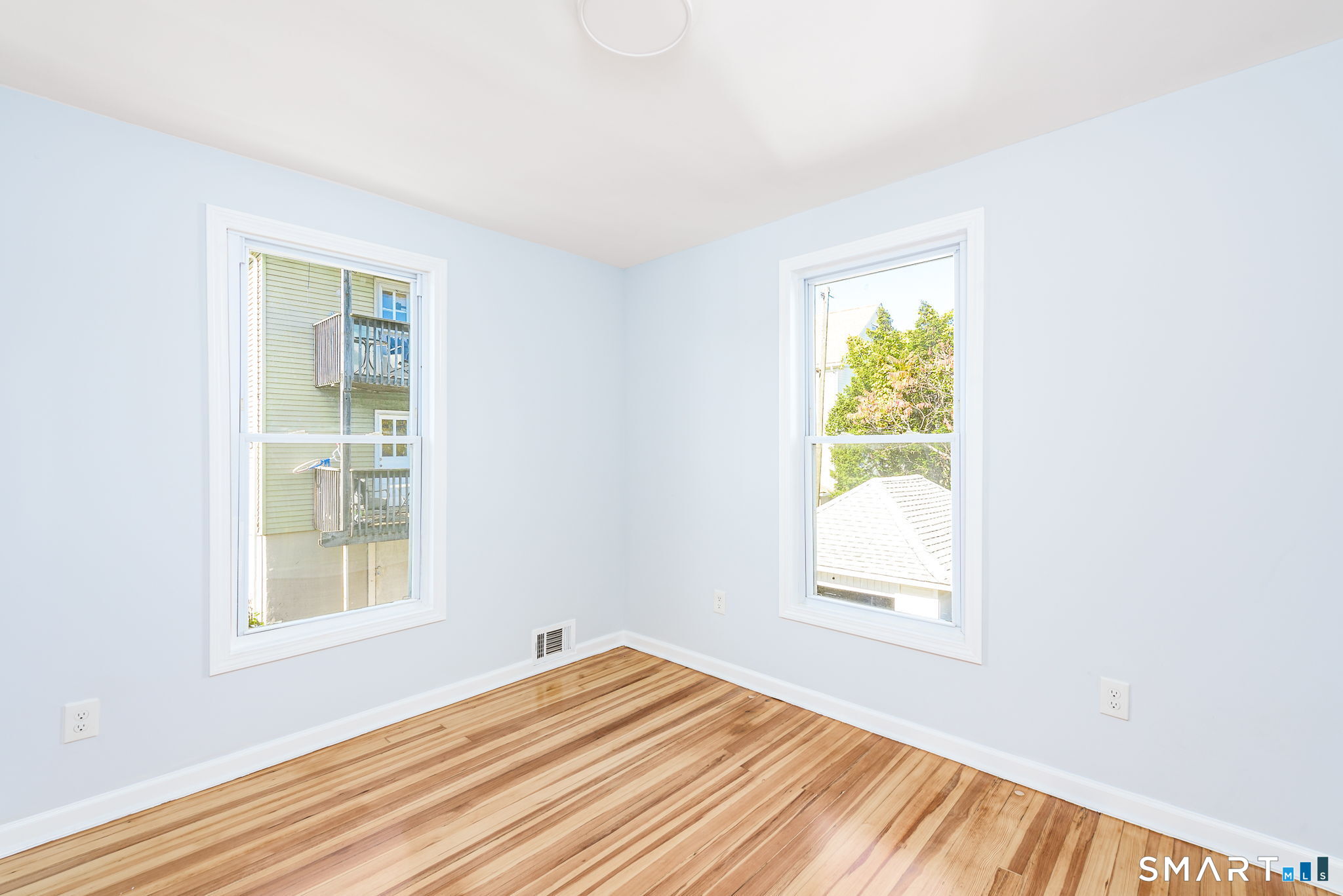 140 Richard Street