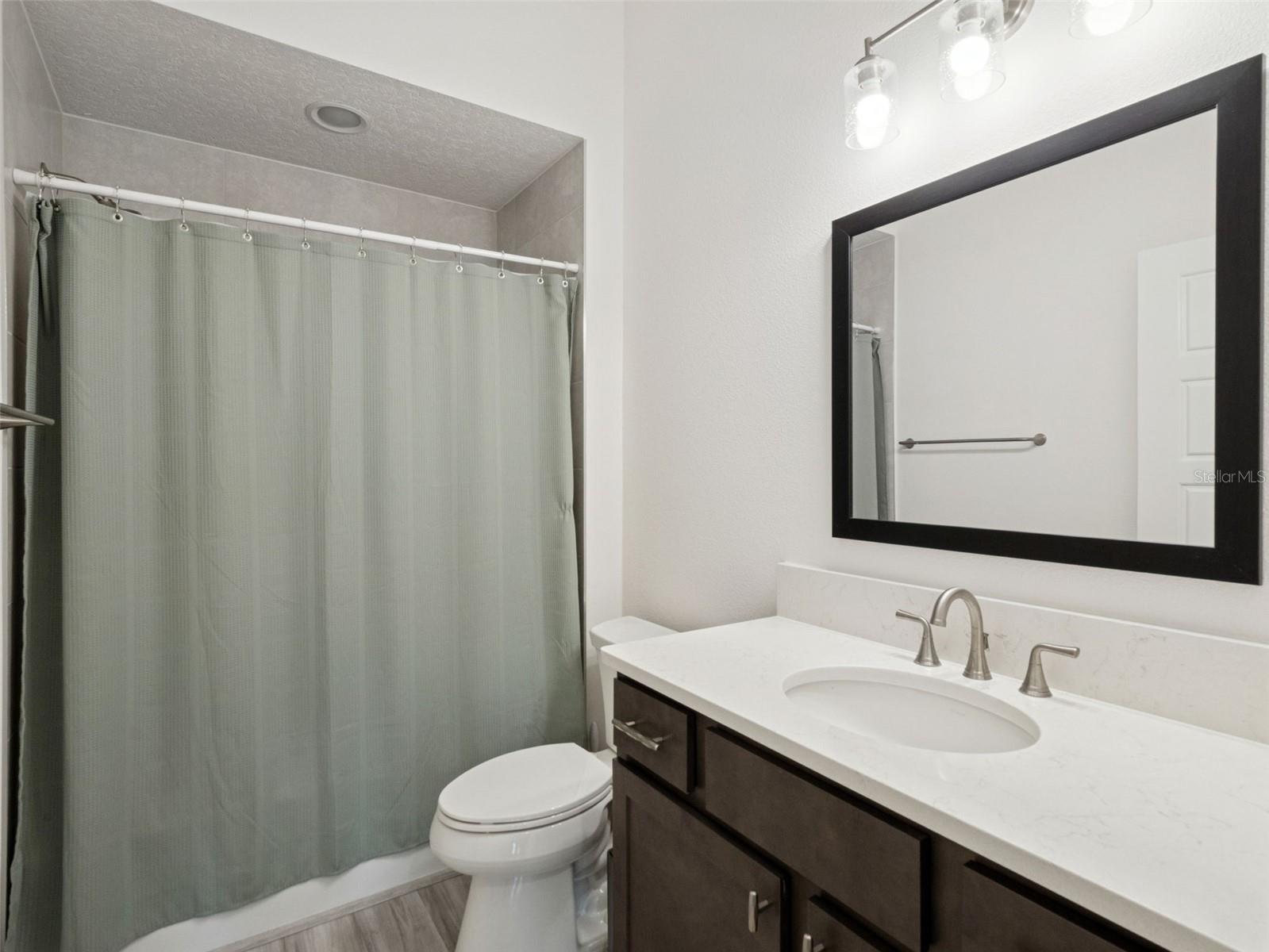 7492 FAR HILLS LOOP