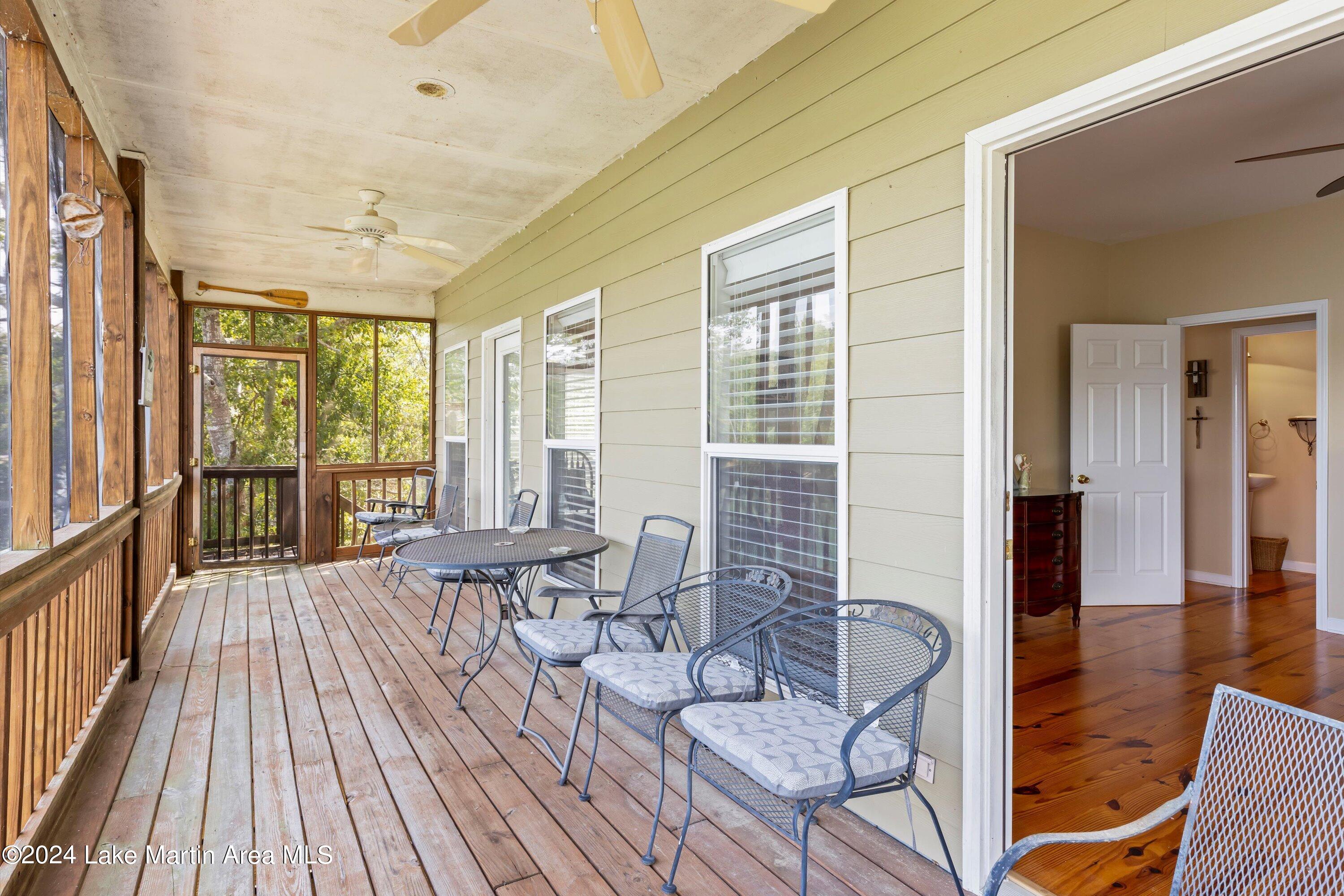 282 Holley Cir