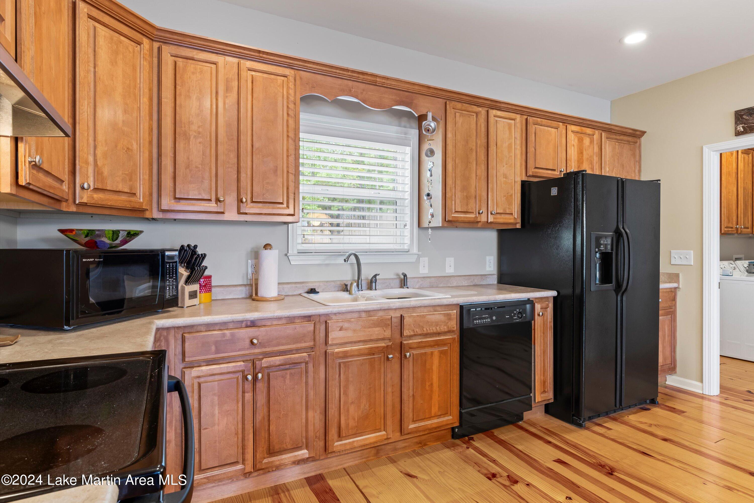 282 Holley Cir