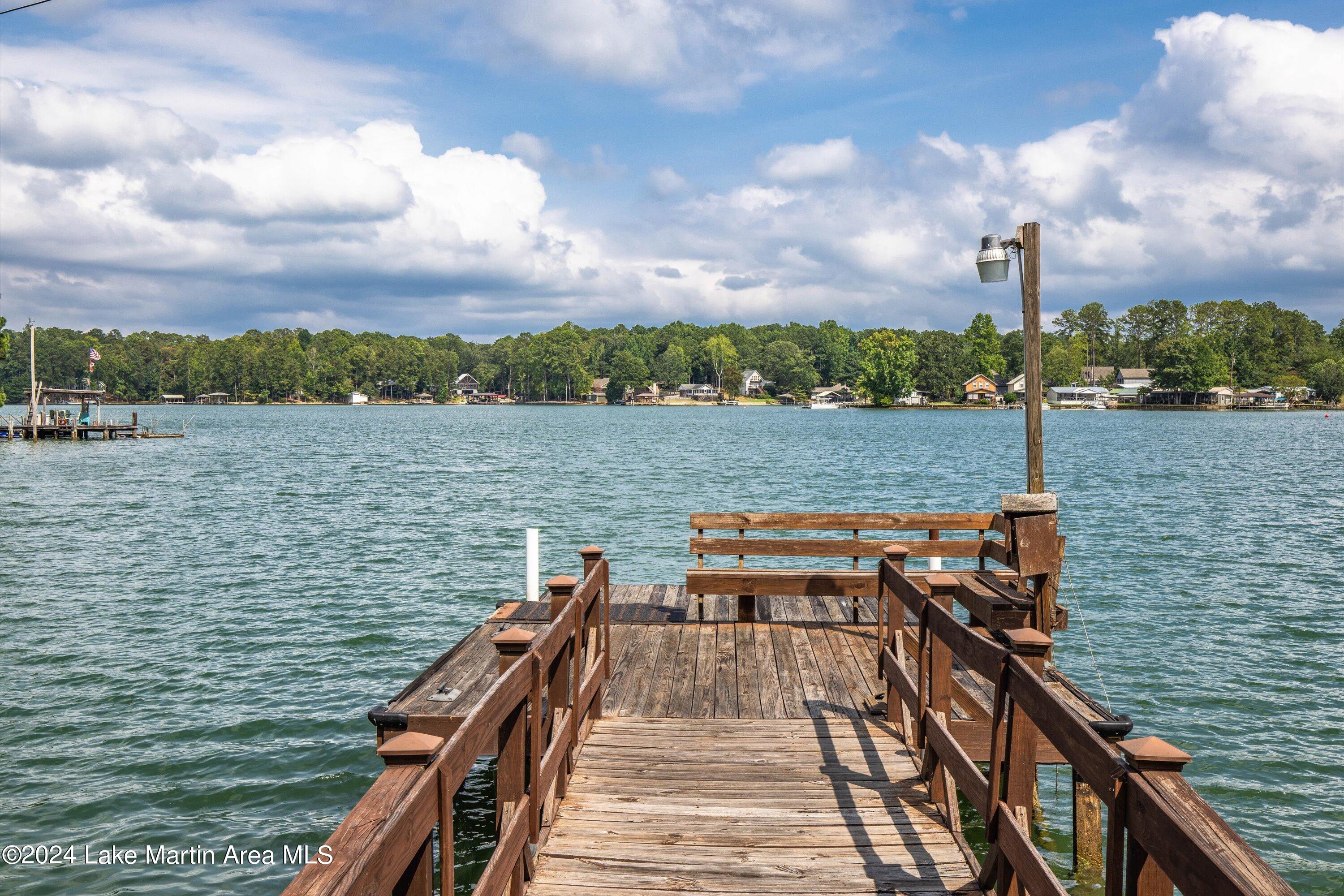 282 Holley Cir