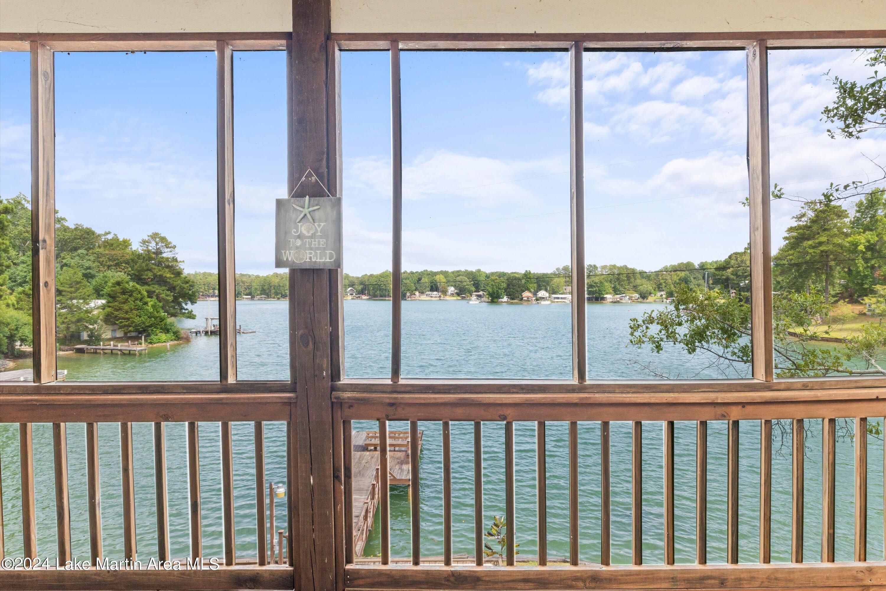 282 Holley Cir