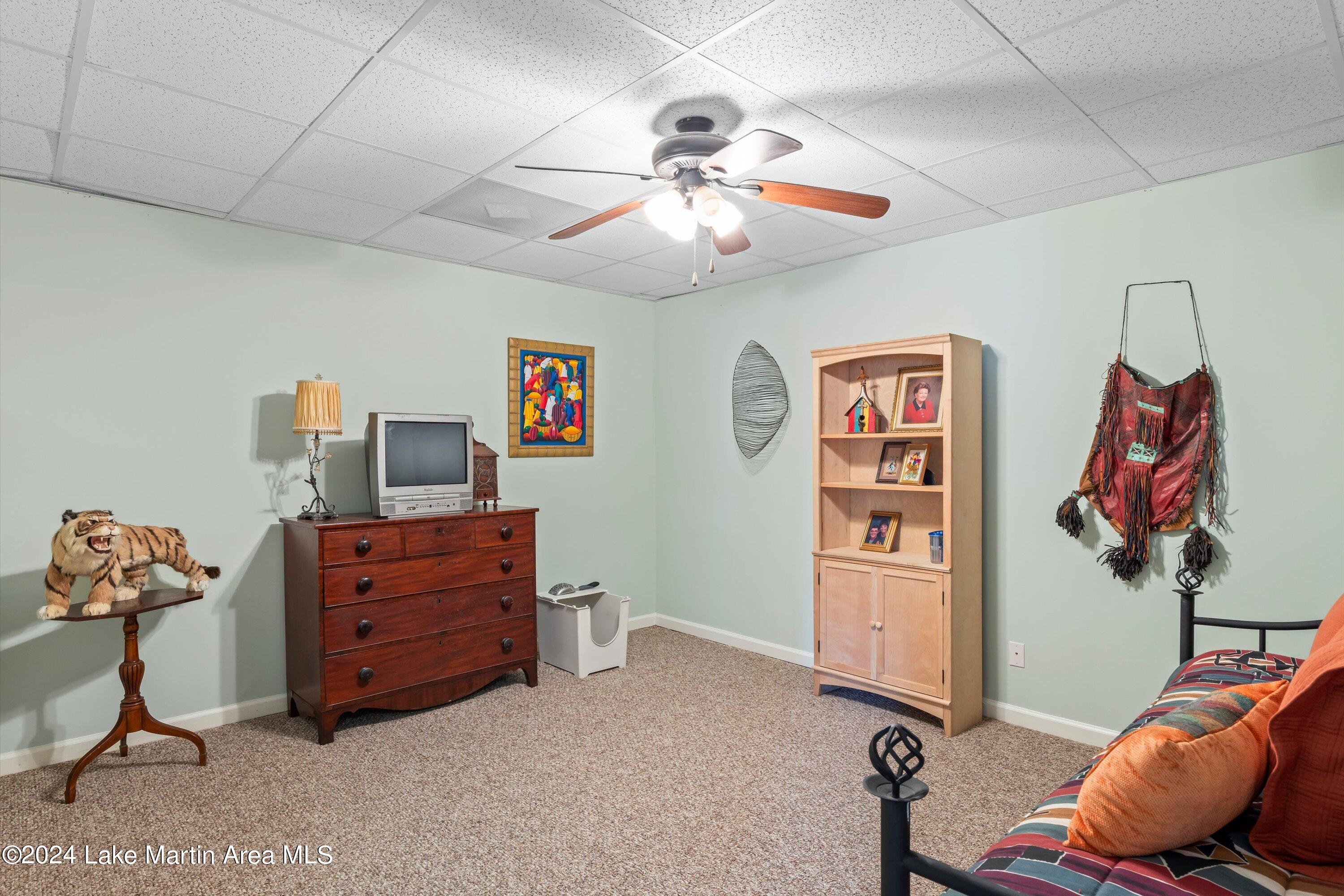 282 Holley Cir