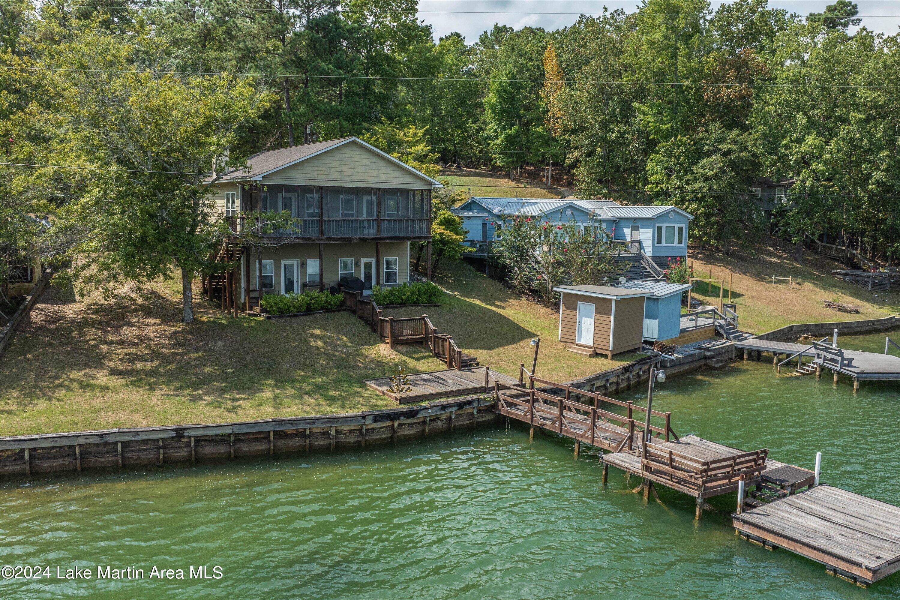 282 Holley Cir