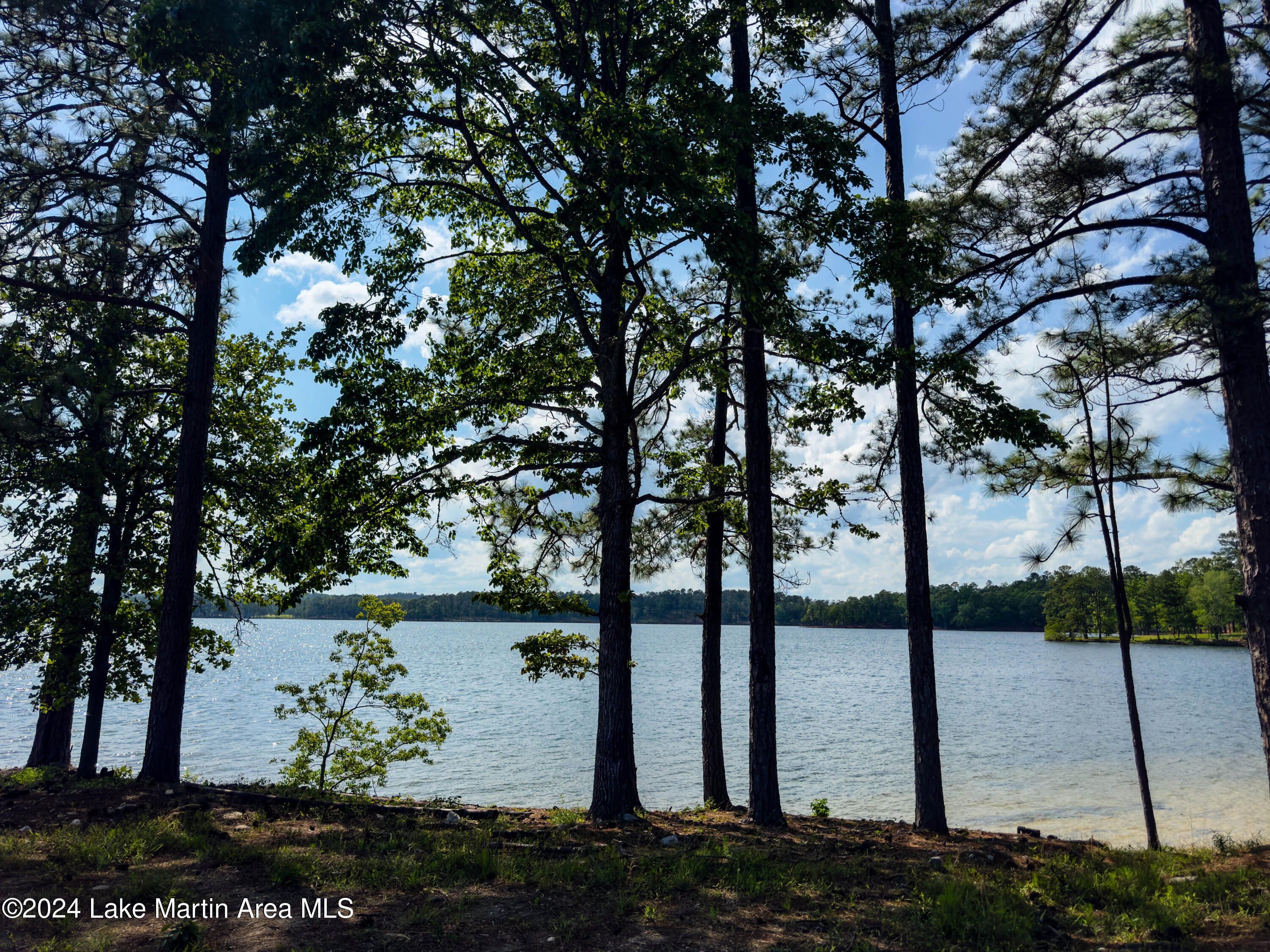 97 Heritage Point South