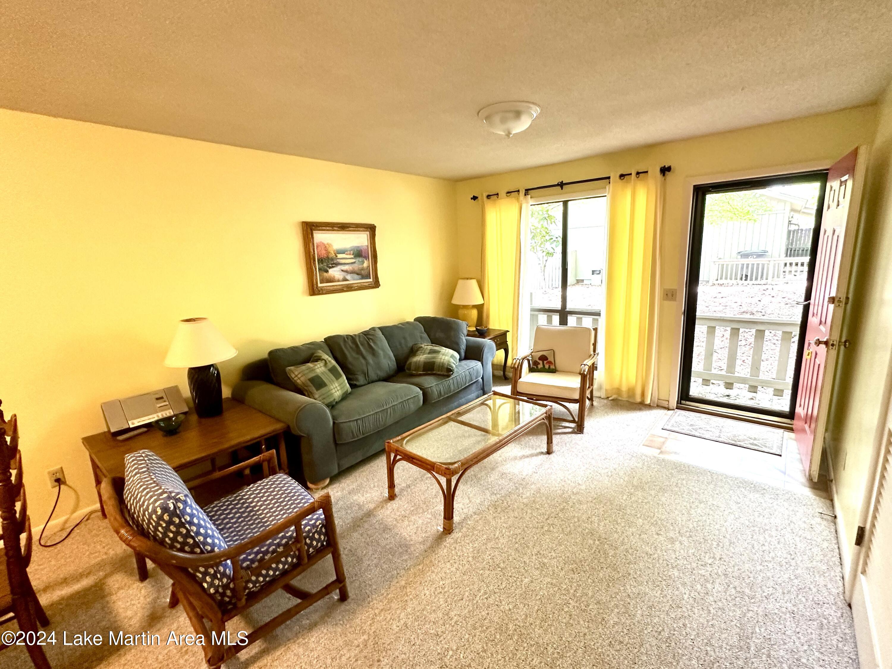 6 Eagle Peak Cir