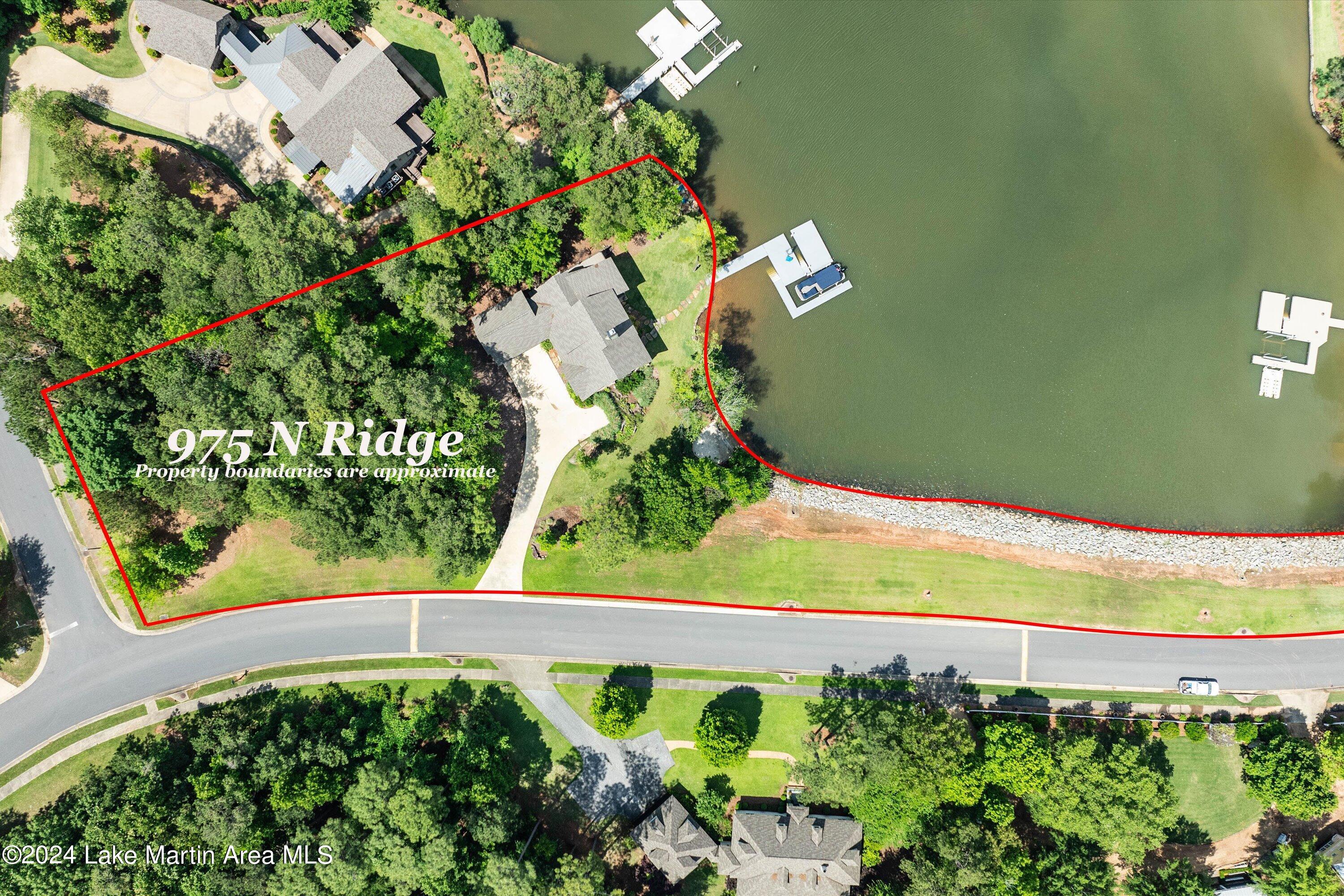 975 North Ridge