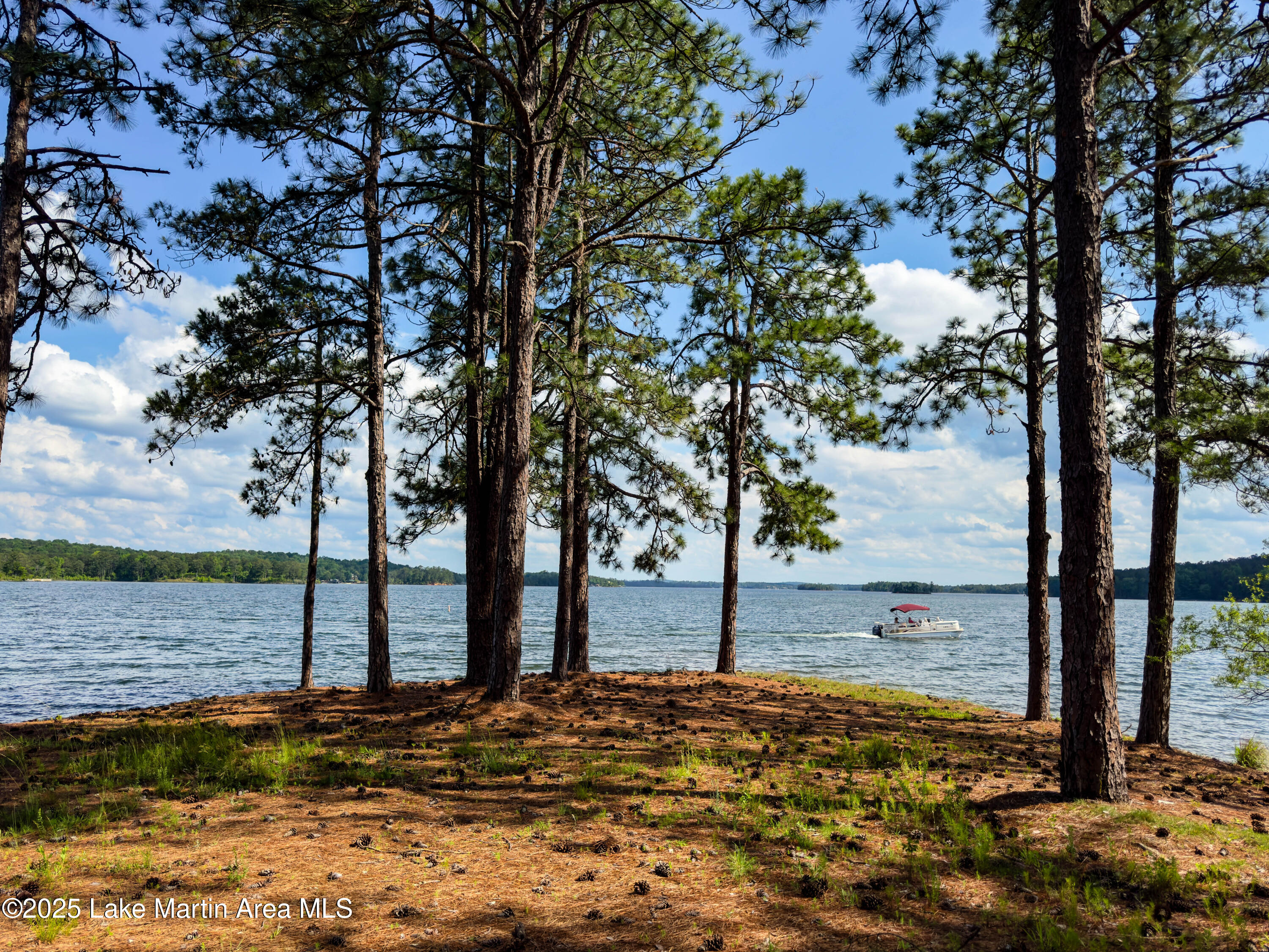 11 Heritage Point North