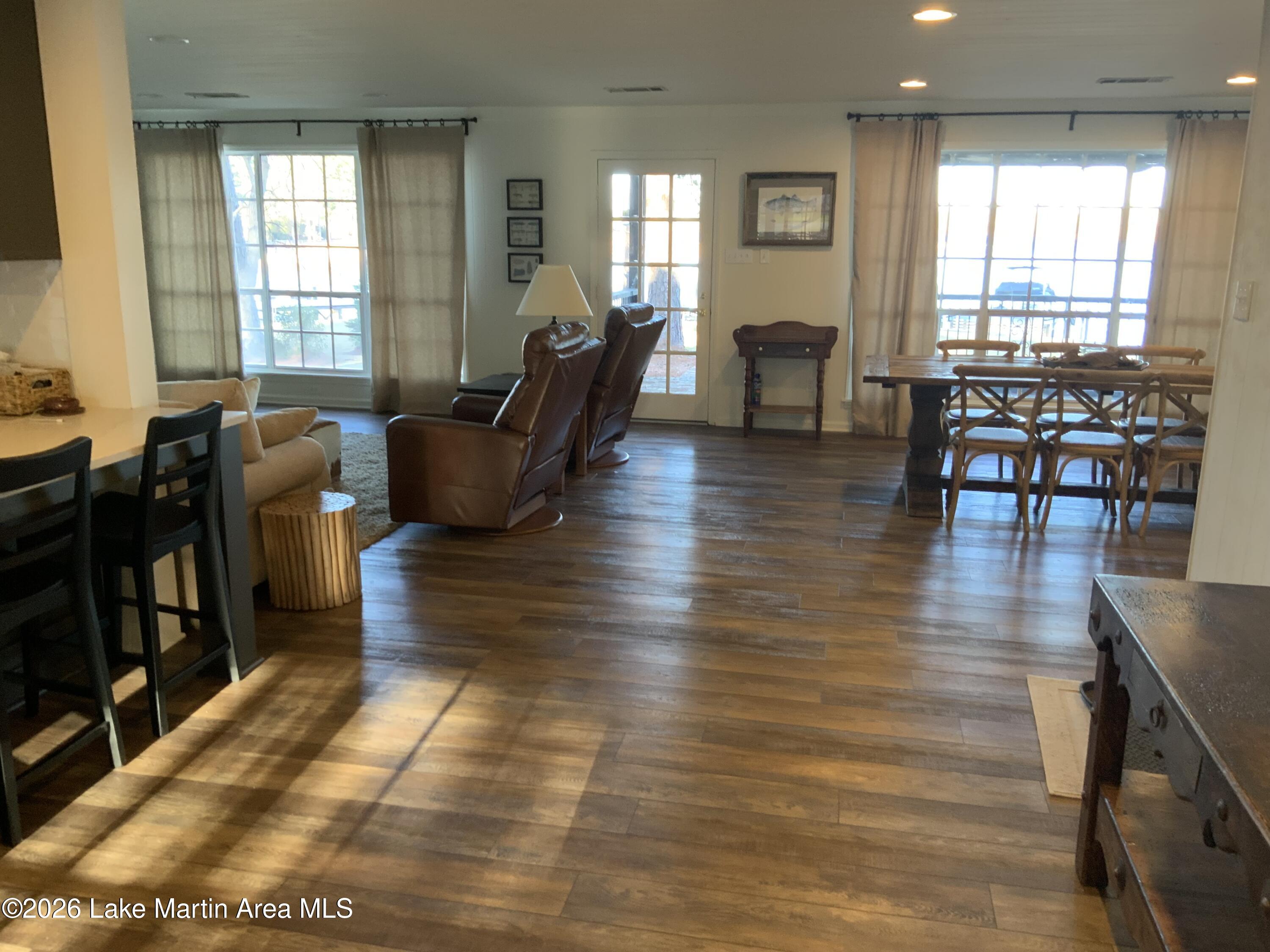 105 Windjammer