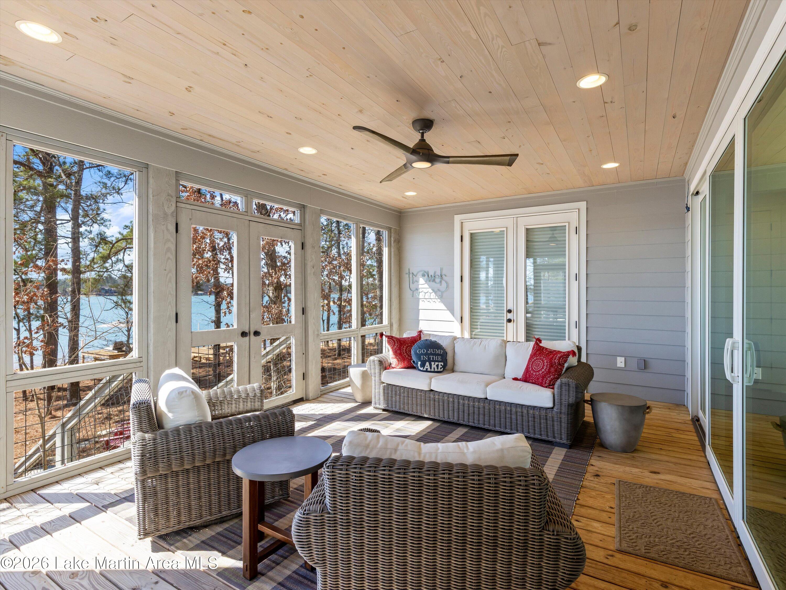 122 Canoe Pt