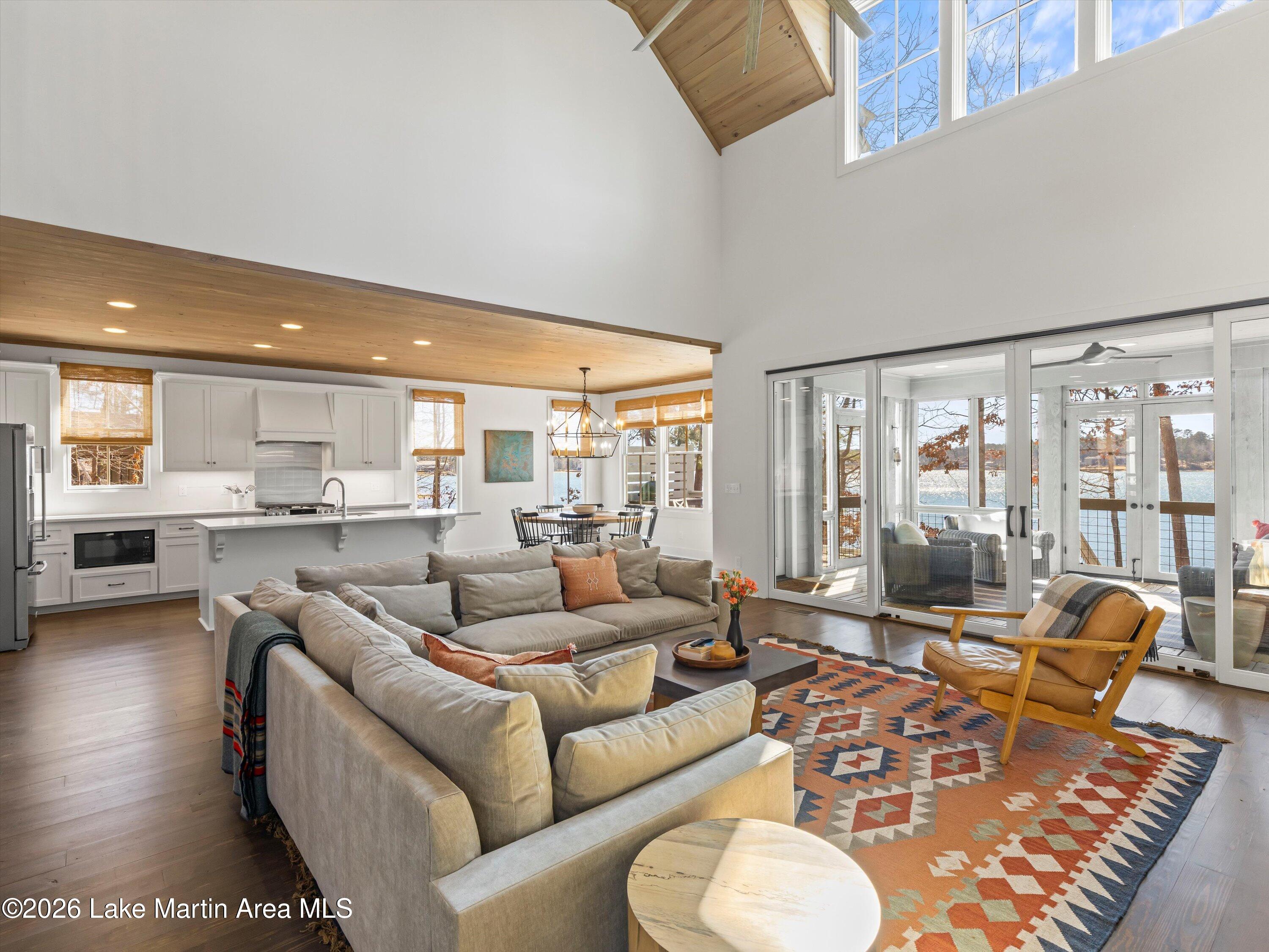 122 Canoe Pt