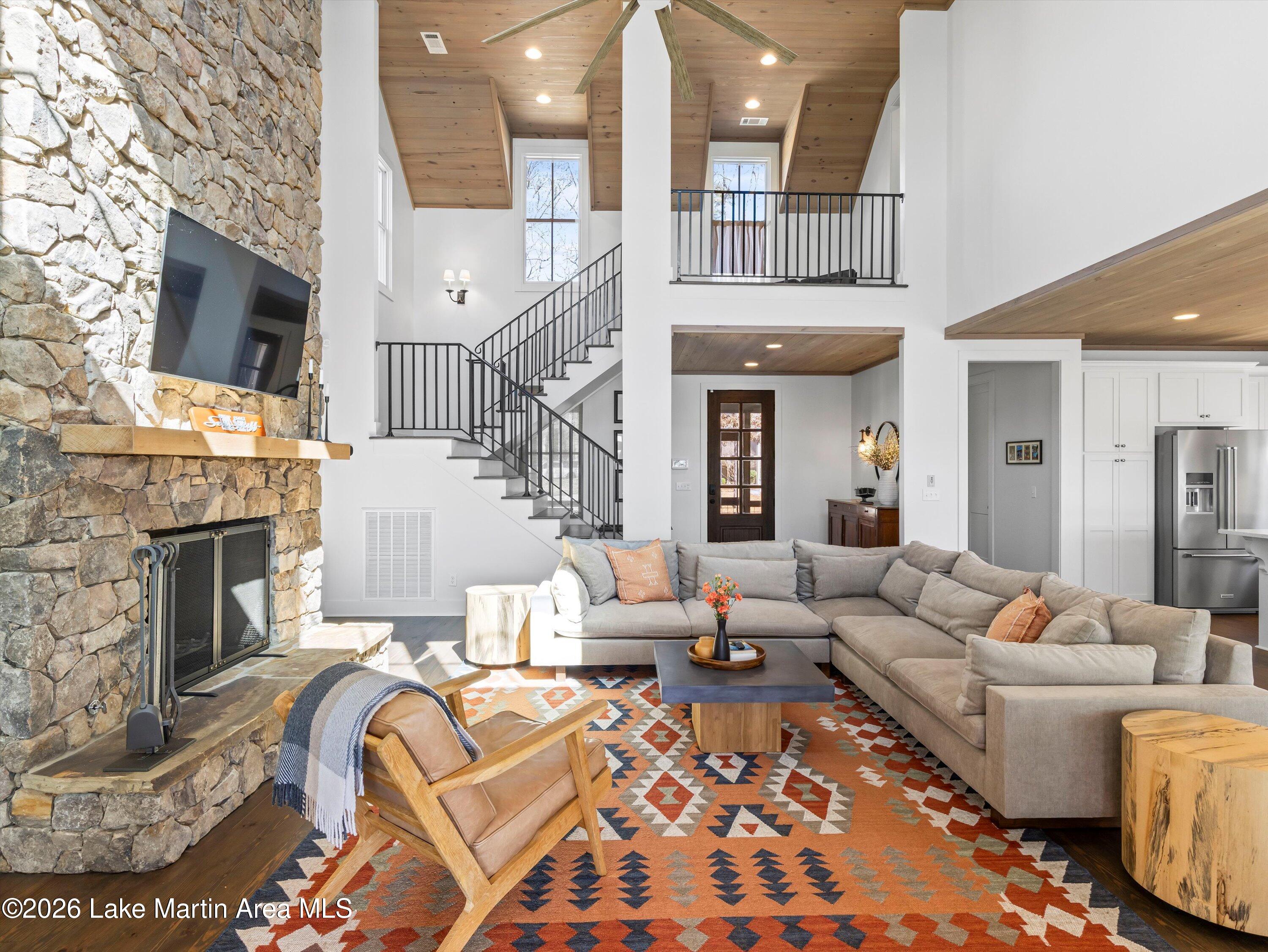 122 Canoe Pt