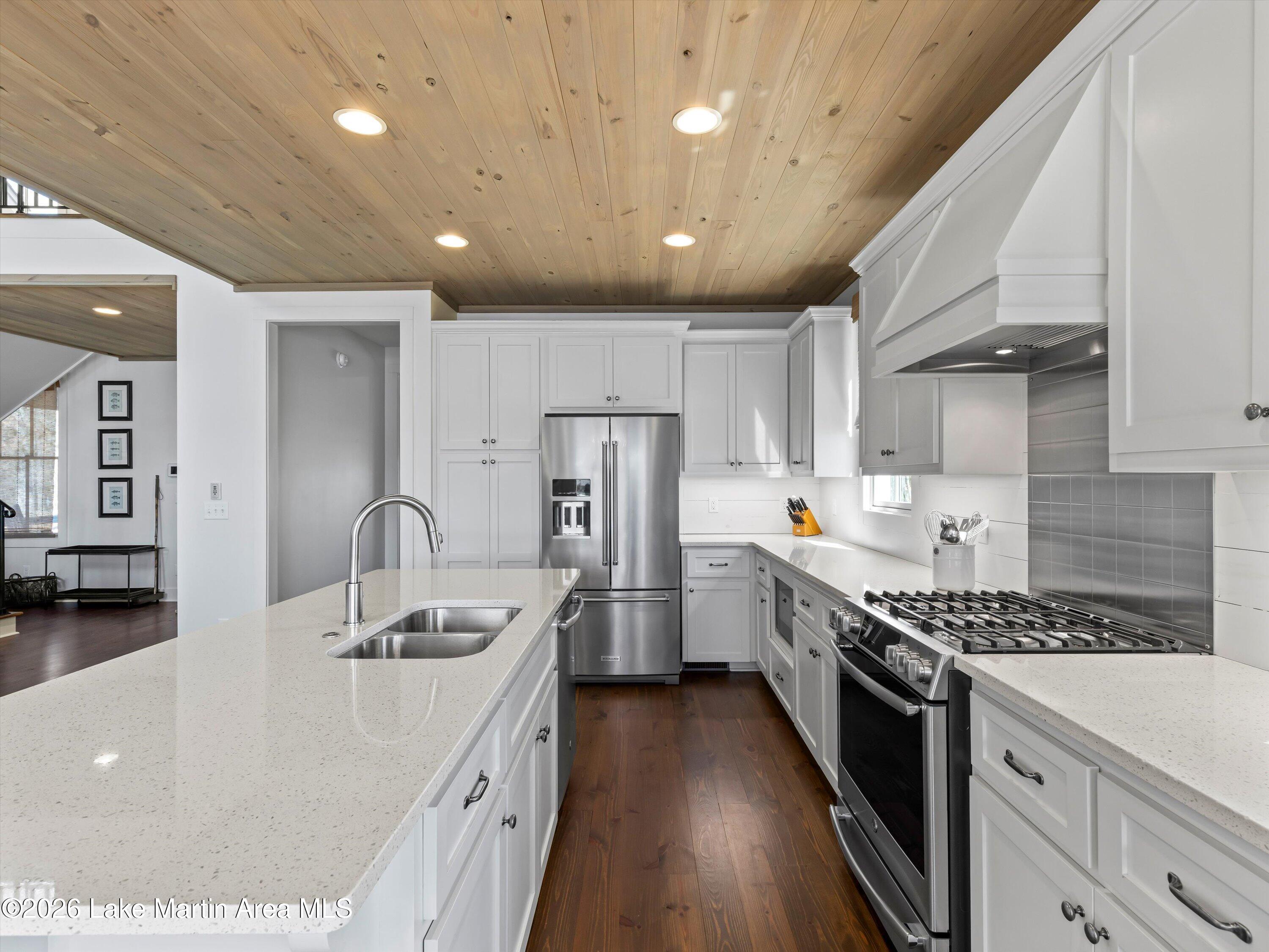 122 Canoe Pt