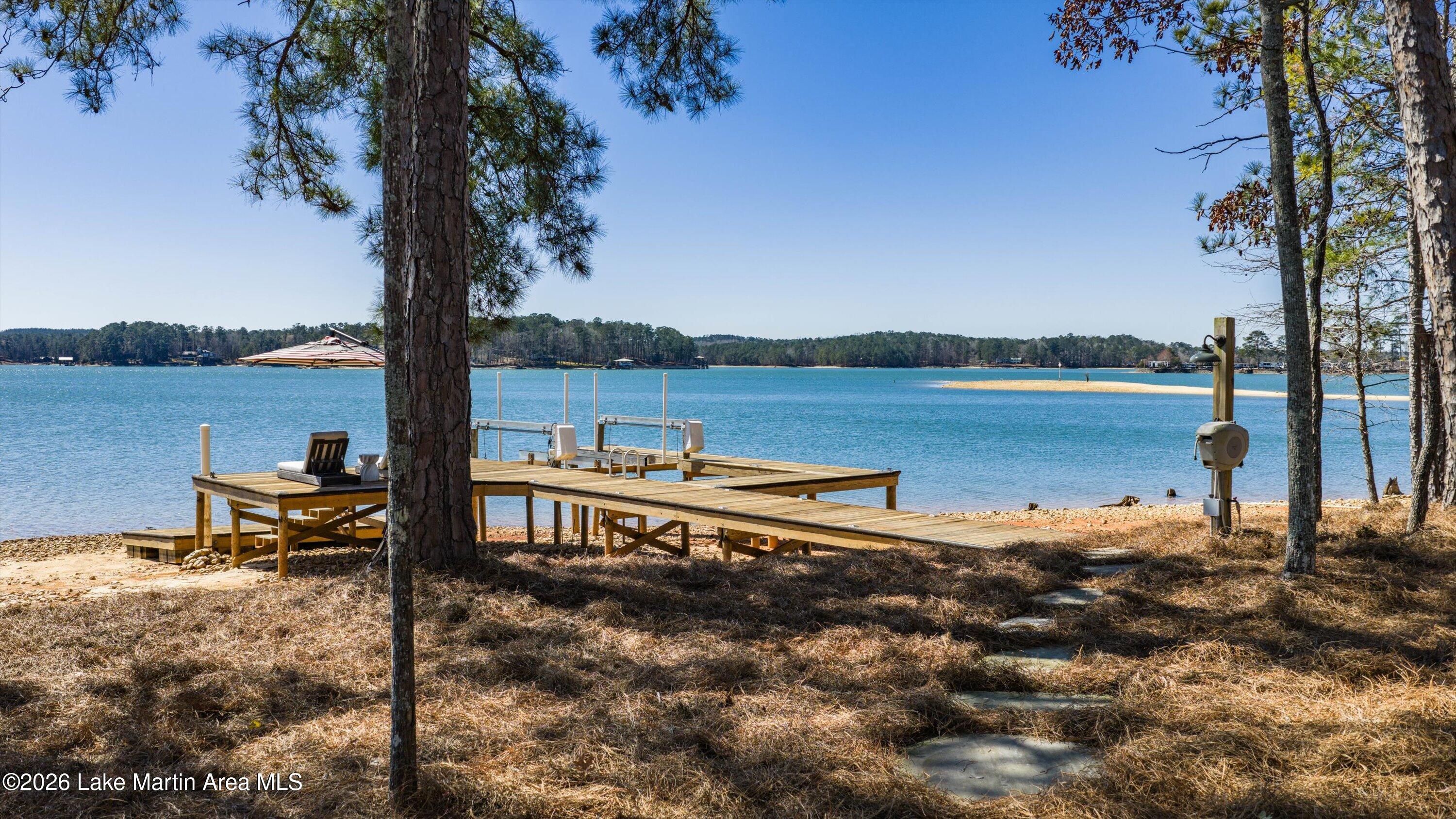 122 Canoe Pt