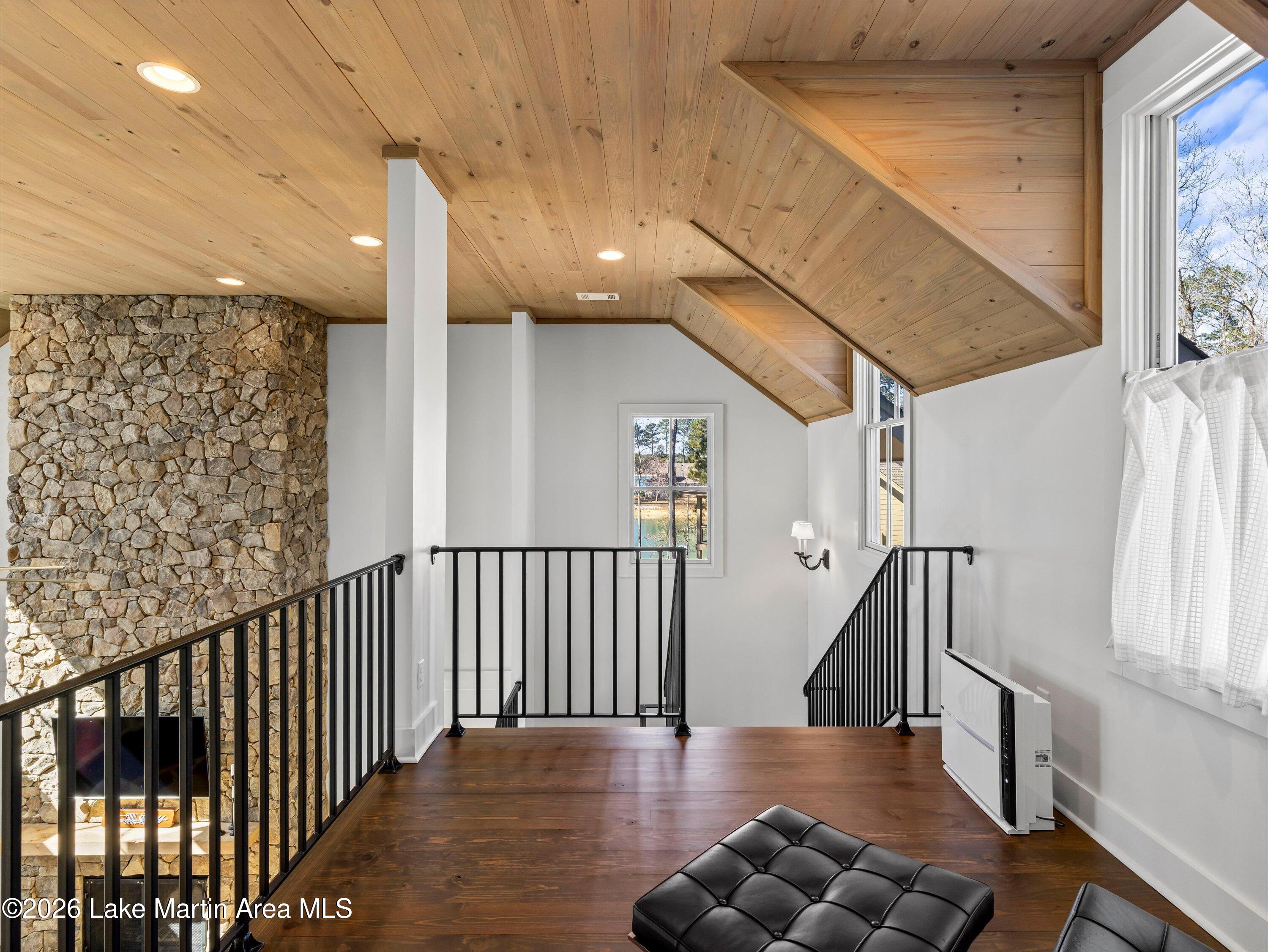 122 Canoe Pt