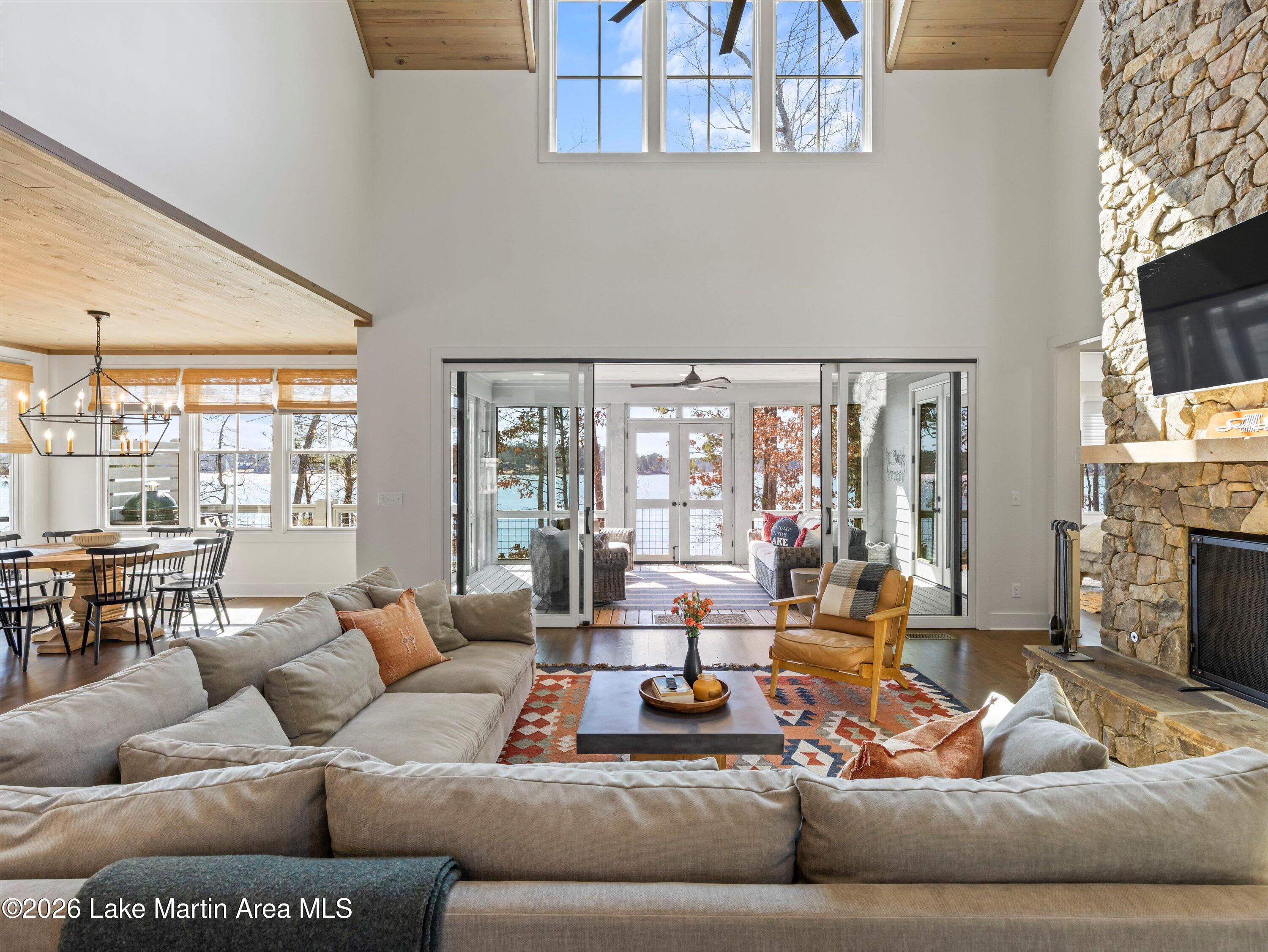 122 Canoe Pt