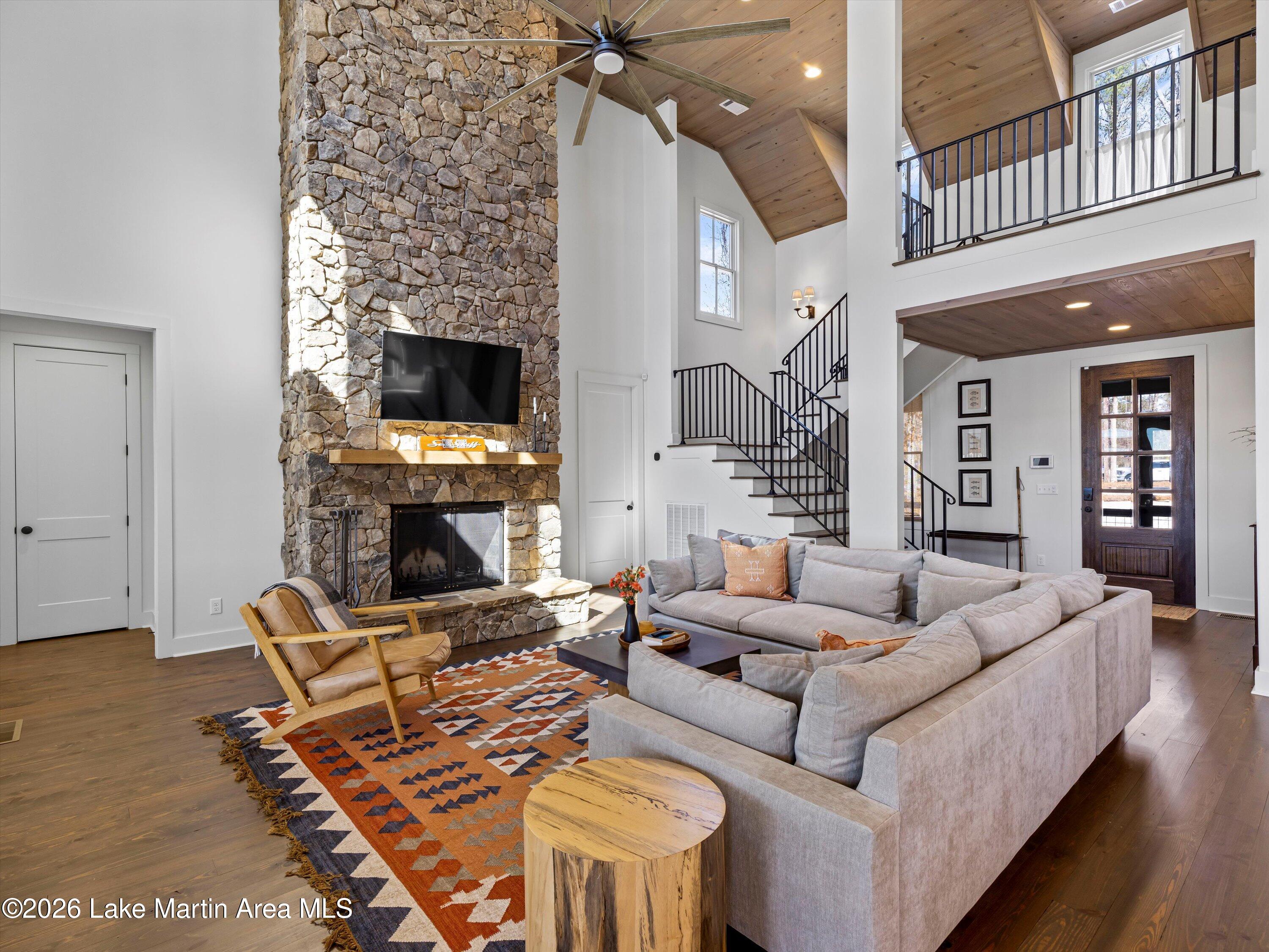 122 Canoe Pt