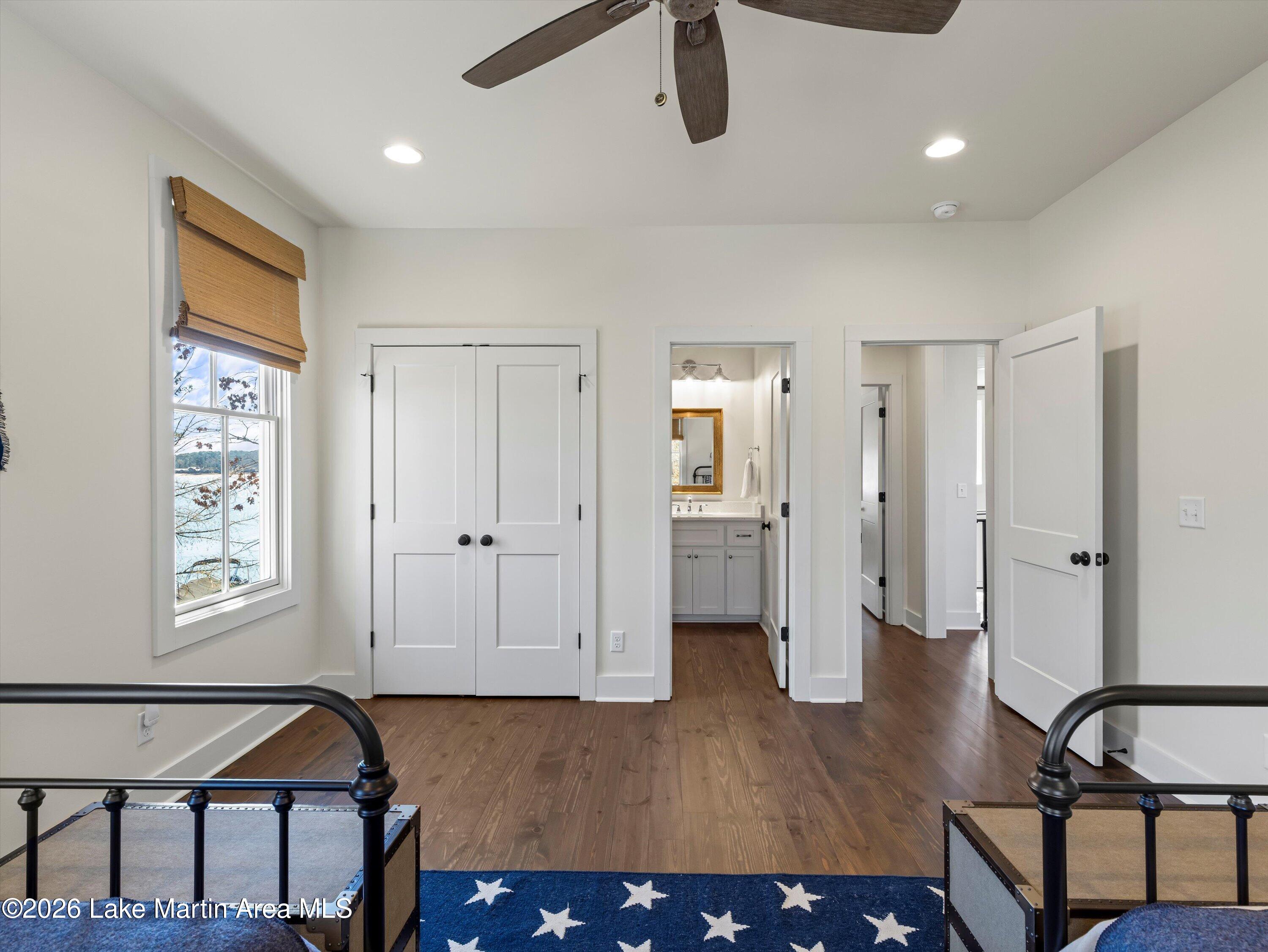 122 Canoe Pt