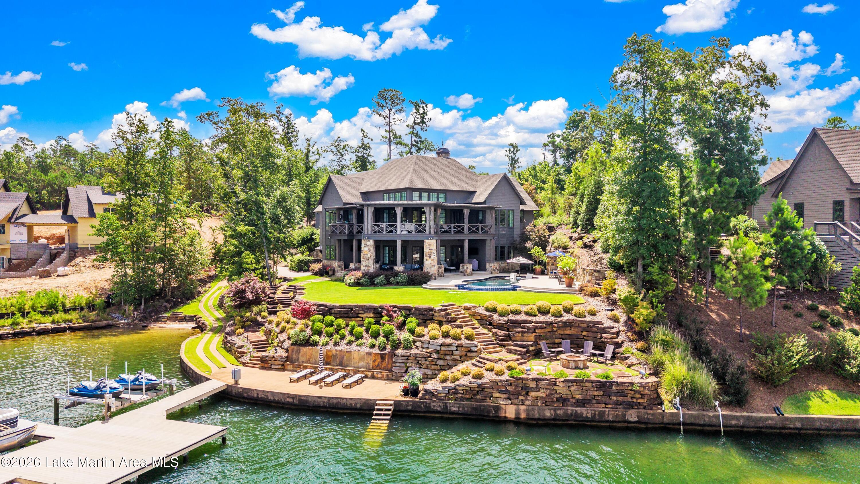 160 Dawson Pt