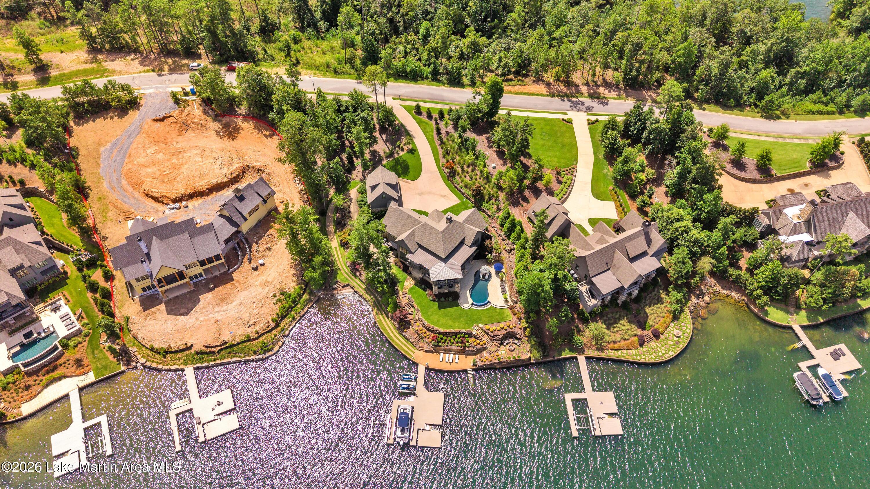 160 Dawson Pt